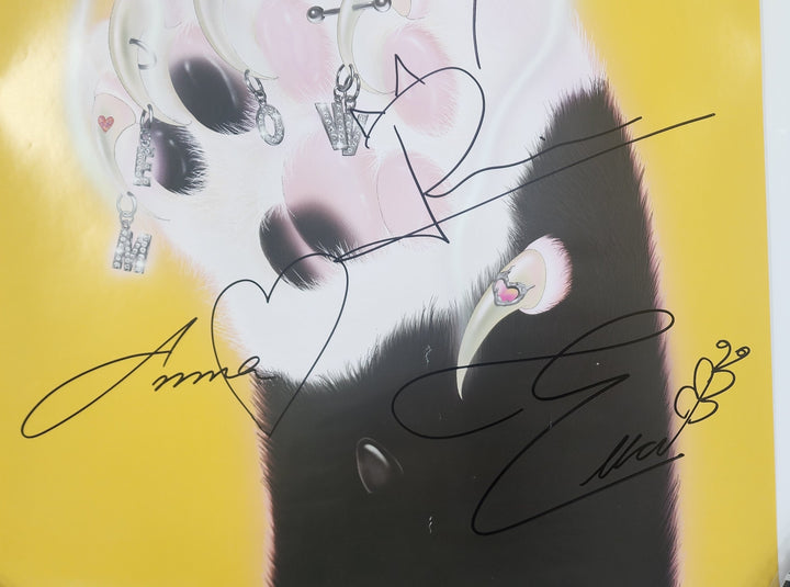 MEOVV "MEOW" - Hand Autographed(Signed) Poster [25.1.8]