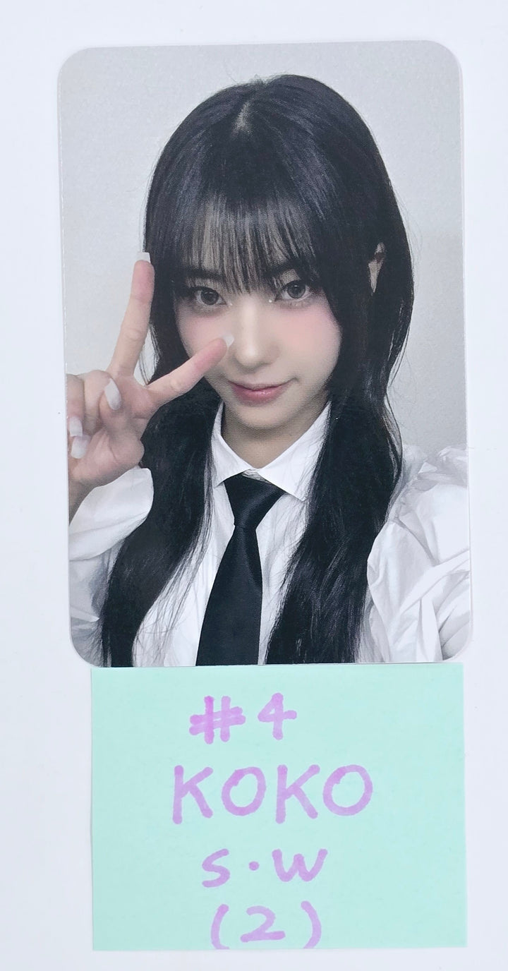 IZNA "N/a" - Soundwave Fansign Event Photocard [25.1.9]