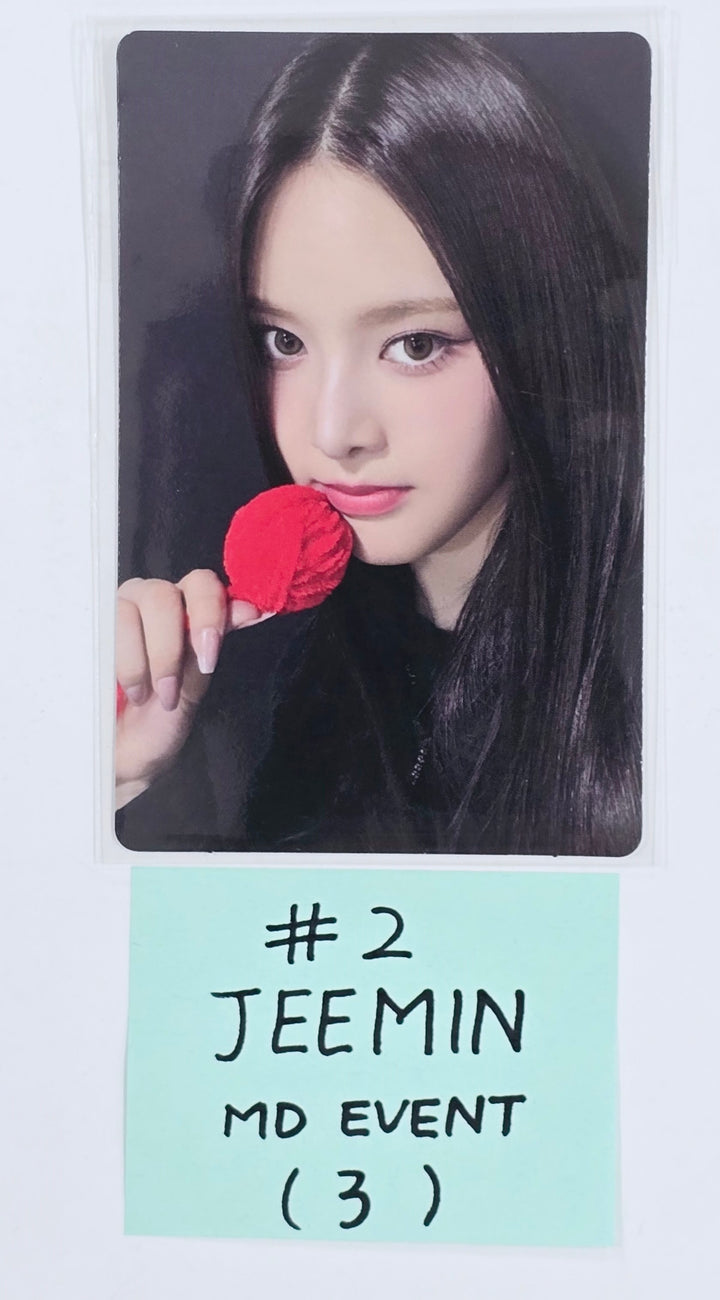 IZNA "N/a" - MD Event Photocard [25.1.9]