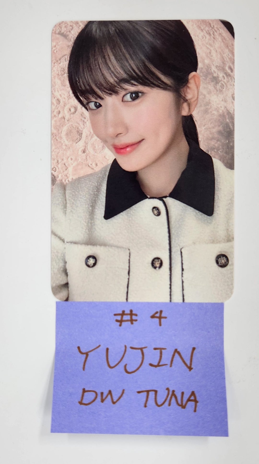 Yujin (Of IVE) - DWTUNA X YUJIN Event Photocard [25.1.17]