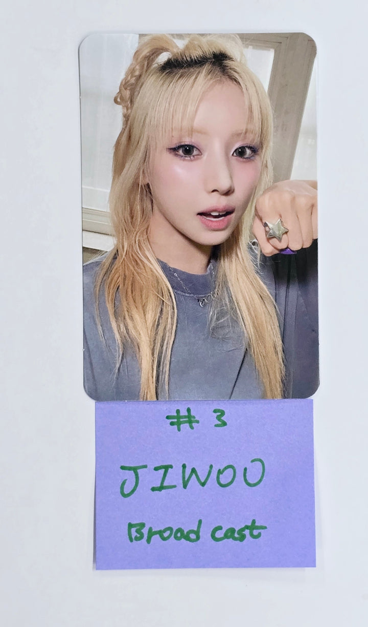 Jiwoo (of NMIXX) - Broadcast Photocard [25.1.17]