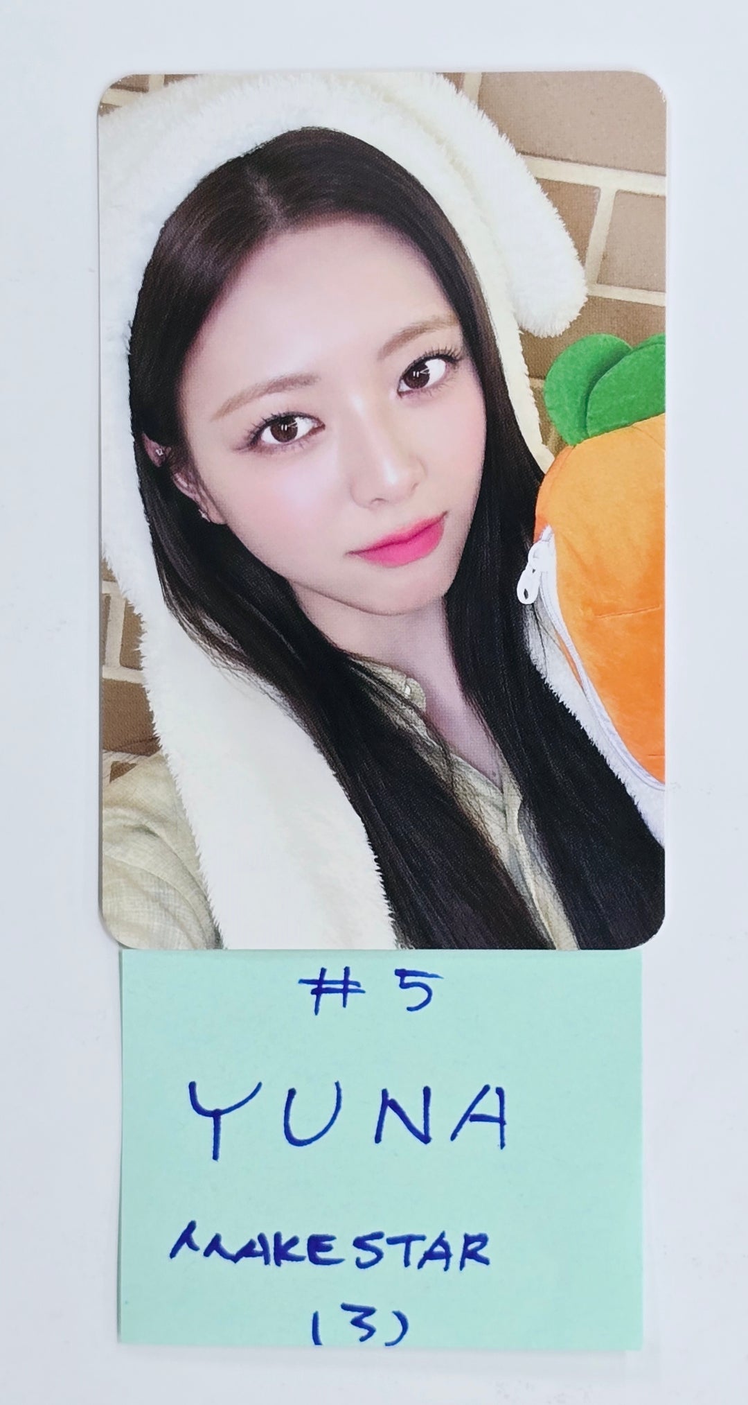 ITZY "Gold" - Makestar Fansign Event Photocard Round 11 [25.1.20]