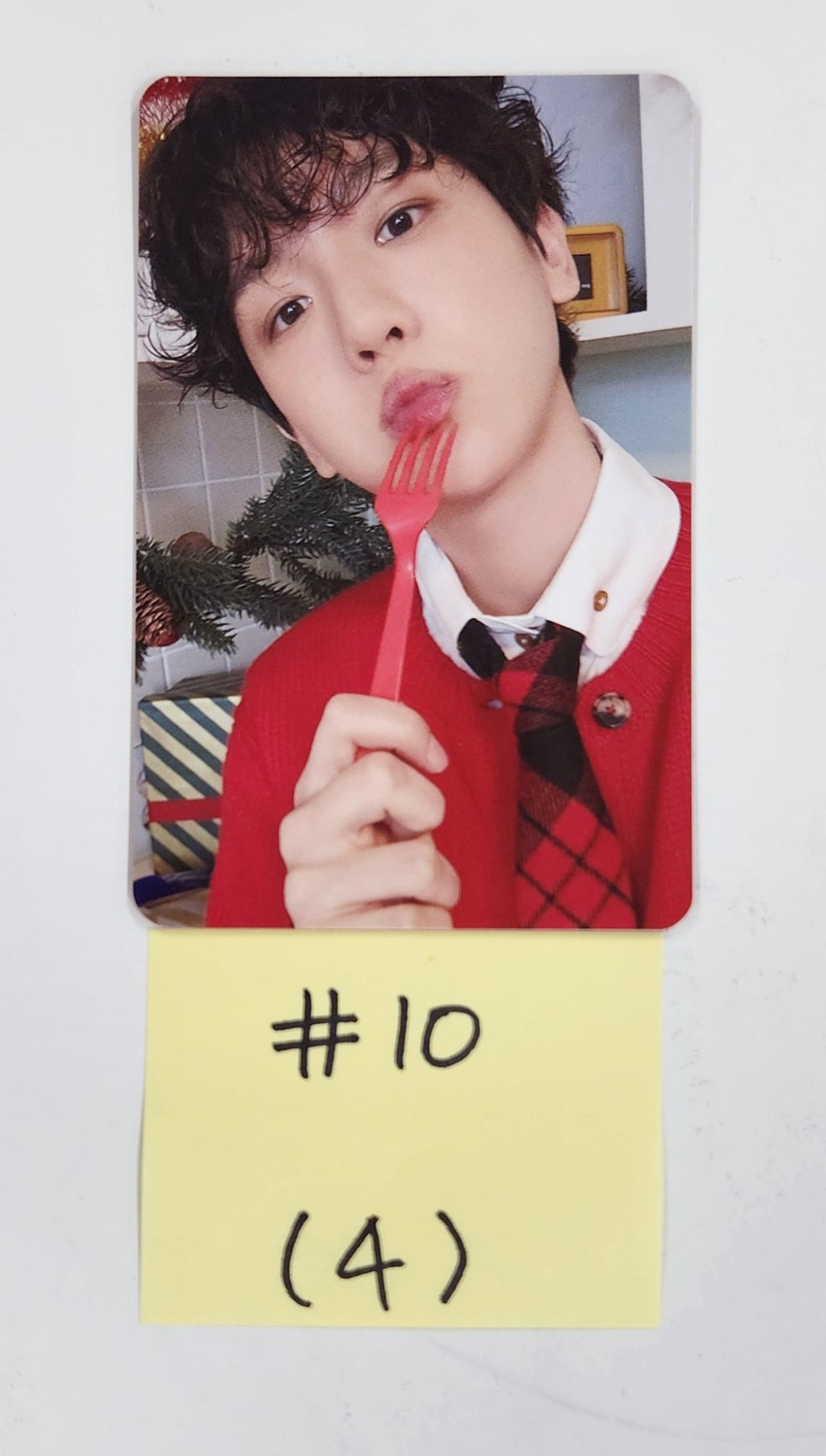 BAEKHYUN 2024 CHRISTMAS FANMEETING - Official Trading Photocard [25.1.21]