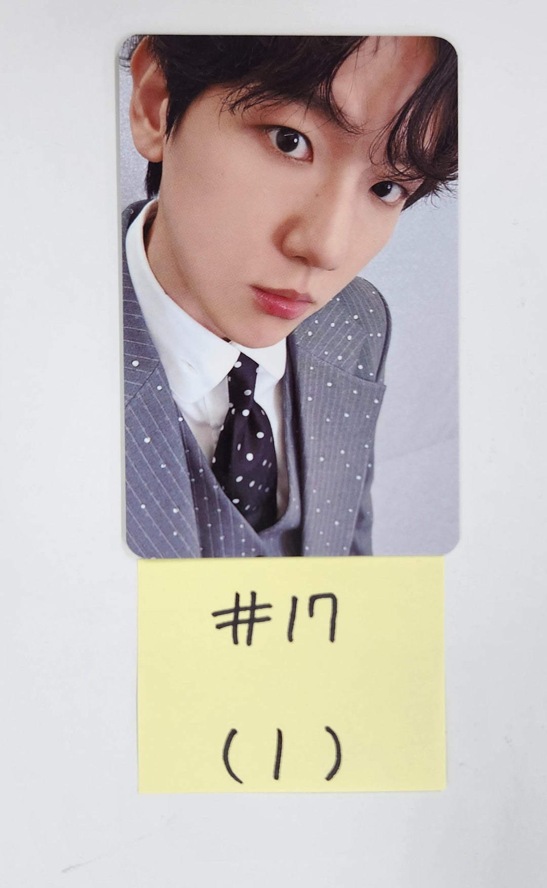 BAEKHYUN 2024 CHRISTMAS FANMEETING - Official Trading Photocard [25.1.21]