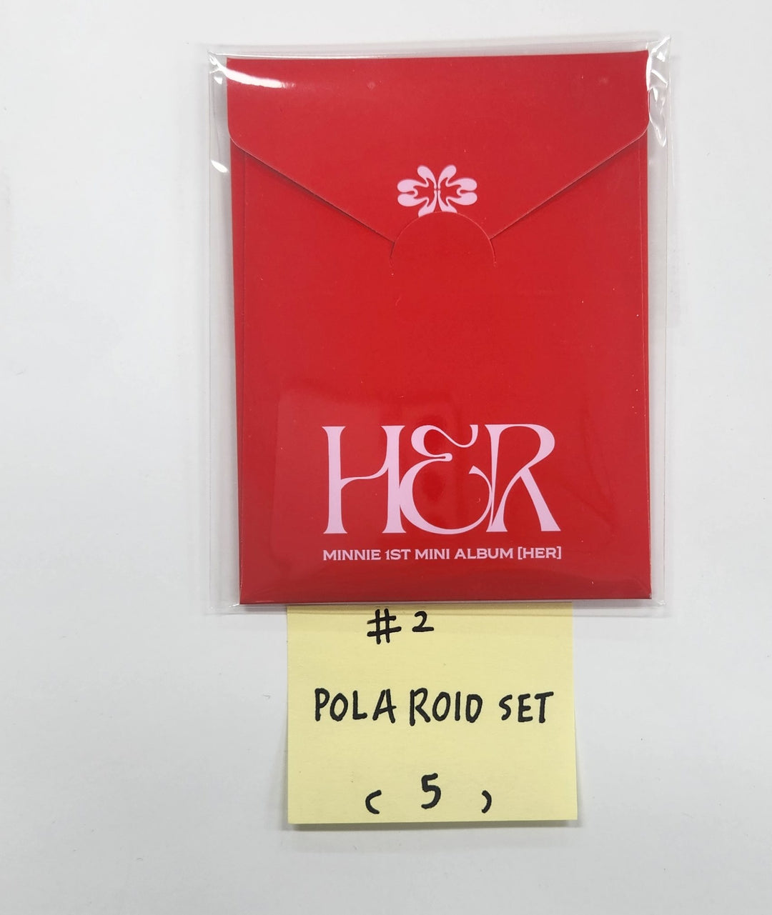 Minnie (of (G)I-DLE) "HER" - Pop-Up Store Official MD [Eco Bag, Magsafe Card Wallet, Croquis Book, Polaroid Set, Photo, PhotoBook, Photocard Set] [25.1.22]