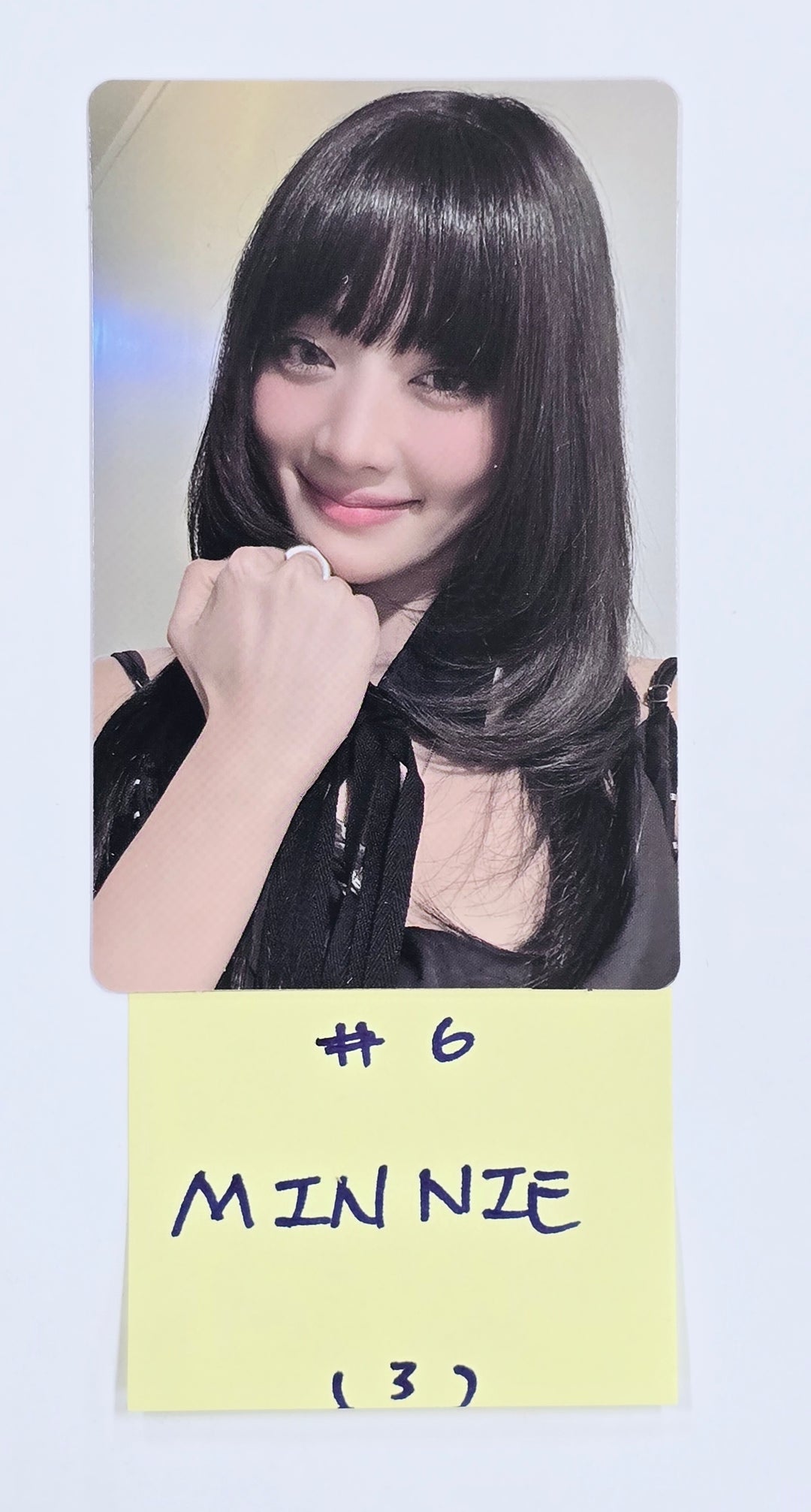 Minnie (of (G)I-DLE) "HER" - Official Photocard [25.1.22]