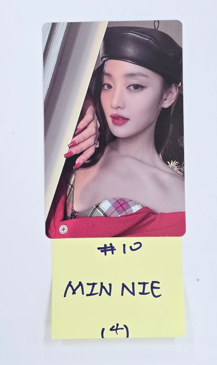 Minnie (of (G)I-DLE) "HER" - Official Photocard [25.1.22]