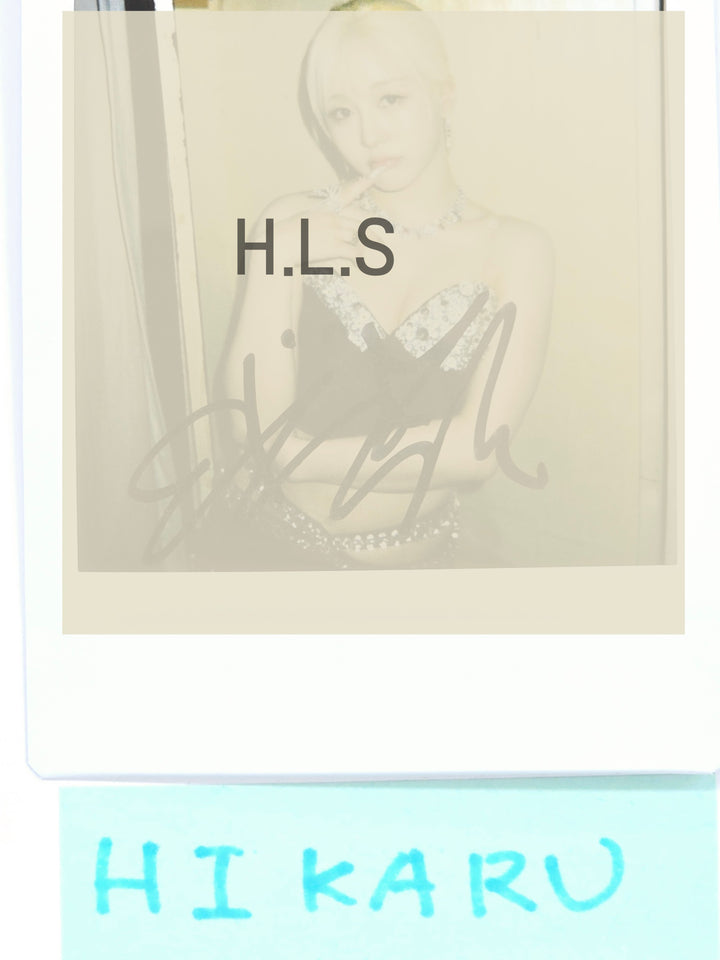 Hikaru (Of Kep1er) "TIPI-TAP" - Hand Autographed(Signed) Polaroid [25.1.23]