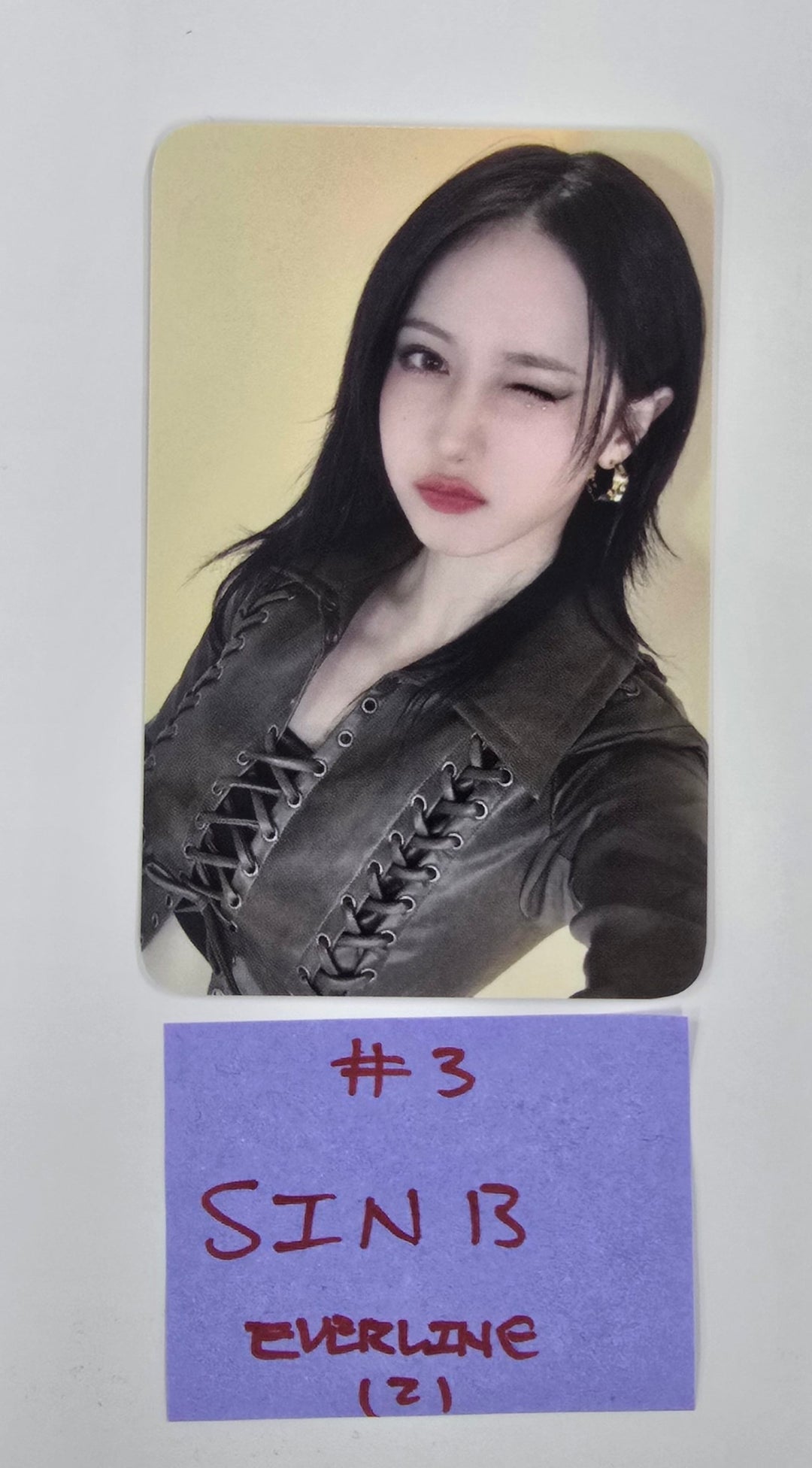 VIVIZ "VOYAGE" - Everline Fansign Event Photocard Round 3 [25.1.24]