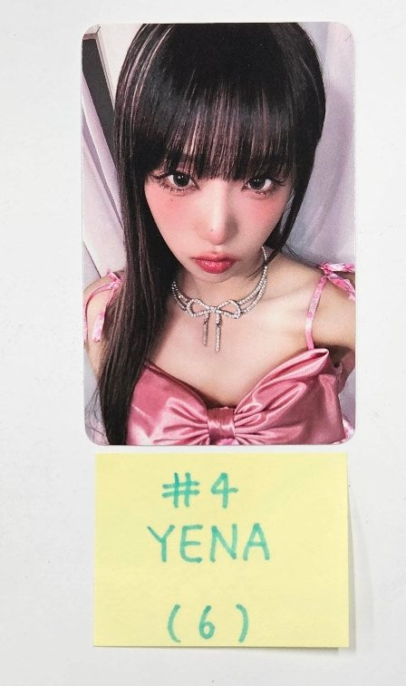 Yena "2025 YENA 1st Concert" - Official Trading Photocard [25.1.25]