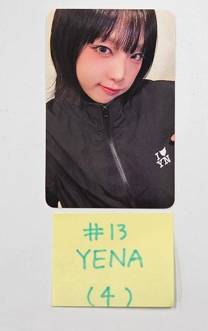 Yena "2025 YENA 1st Concert" - Official Trading Photocard [25.1.25]