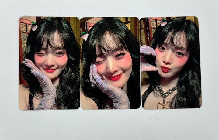 Minnie (of (G)I-DLE) "Her" - Hello Live Pre-Order Benefit Photocard [25.1.31]