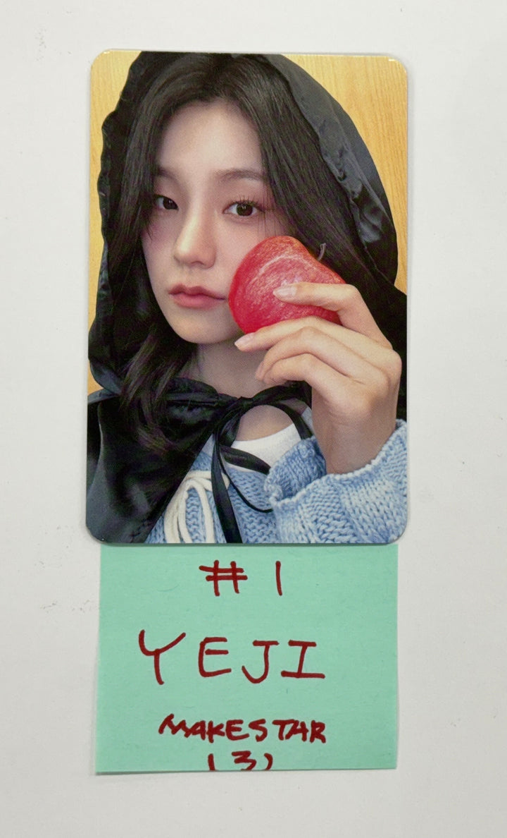 ITZY "Gold" - Makestar Fansign Event Photocard Round 12 [25.1.31]