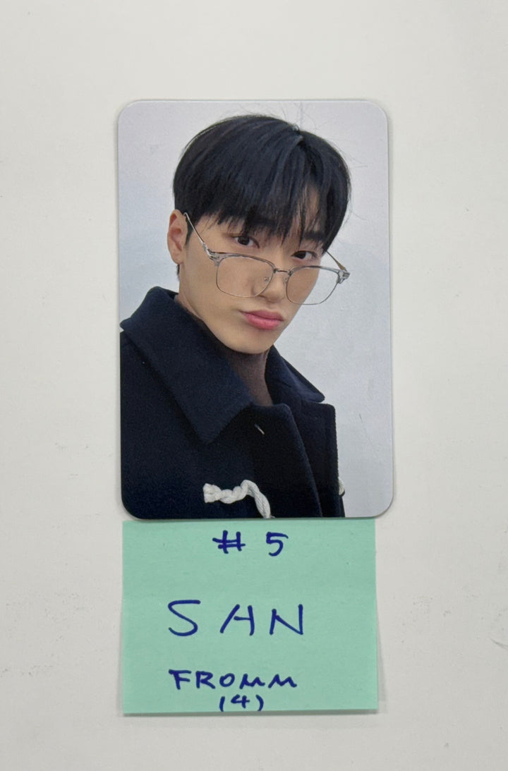 Ateez "GOLDEN HOUR : Part.2" - Fromm Store Fansign Event Photocard Round 2 [25.1.31]