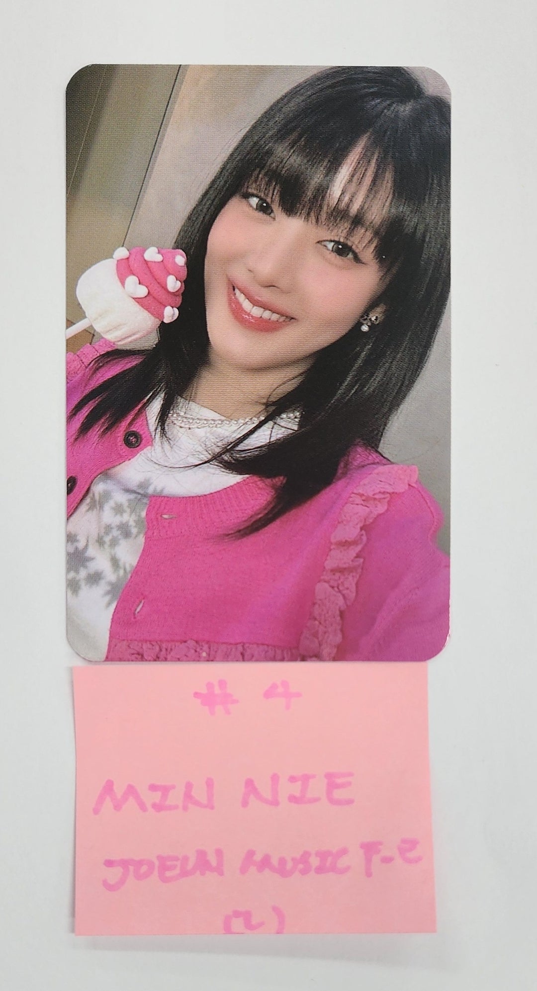 Minnie (of (G)I-DLE) "Her" - Joeun Music Fansign Event Photocard [25.2.7]