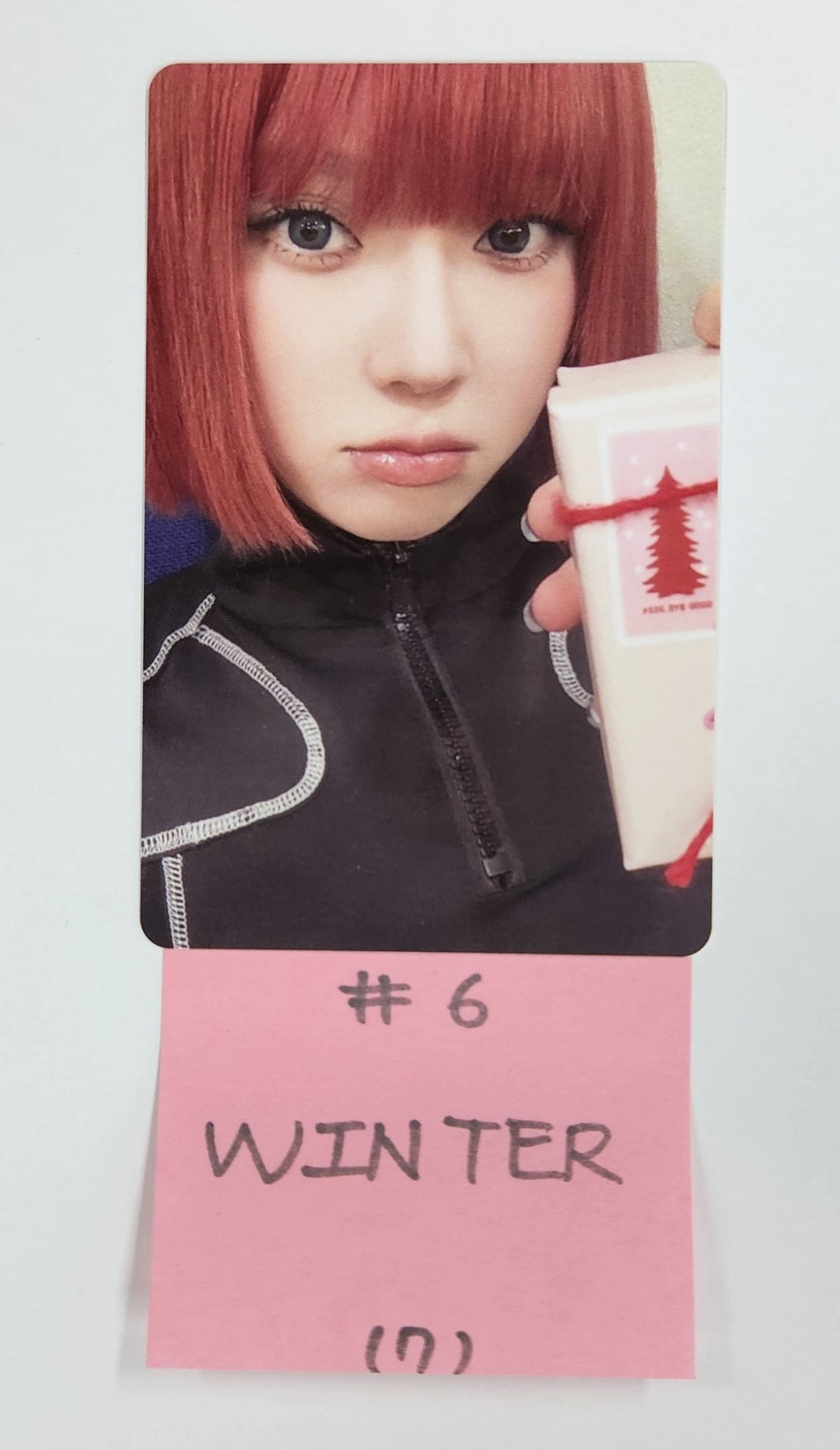 Aespa "2024 PINK CHRISTMAS" - Official Photocard [25.2.11]