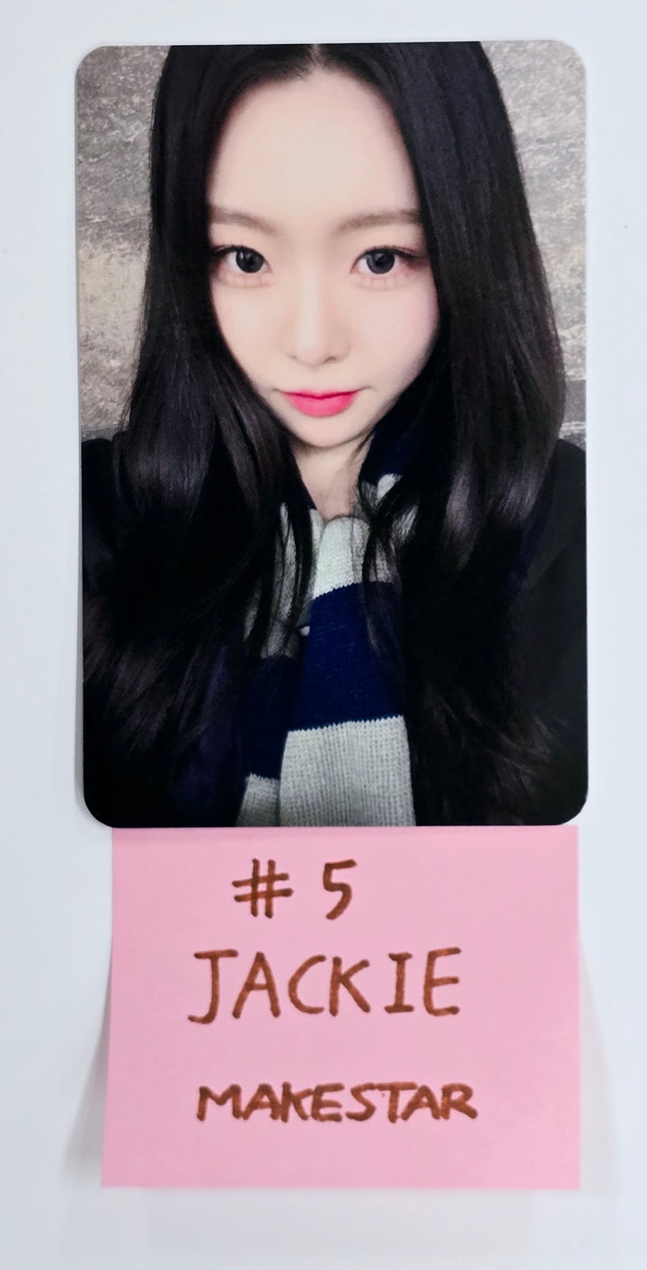 ICHILLIN "CHILLIN' OFFICE" 2025 SEASON'S GREETINGS - Makestar Fansign Event Photocard Round 3 [25.2.11]