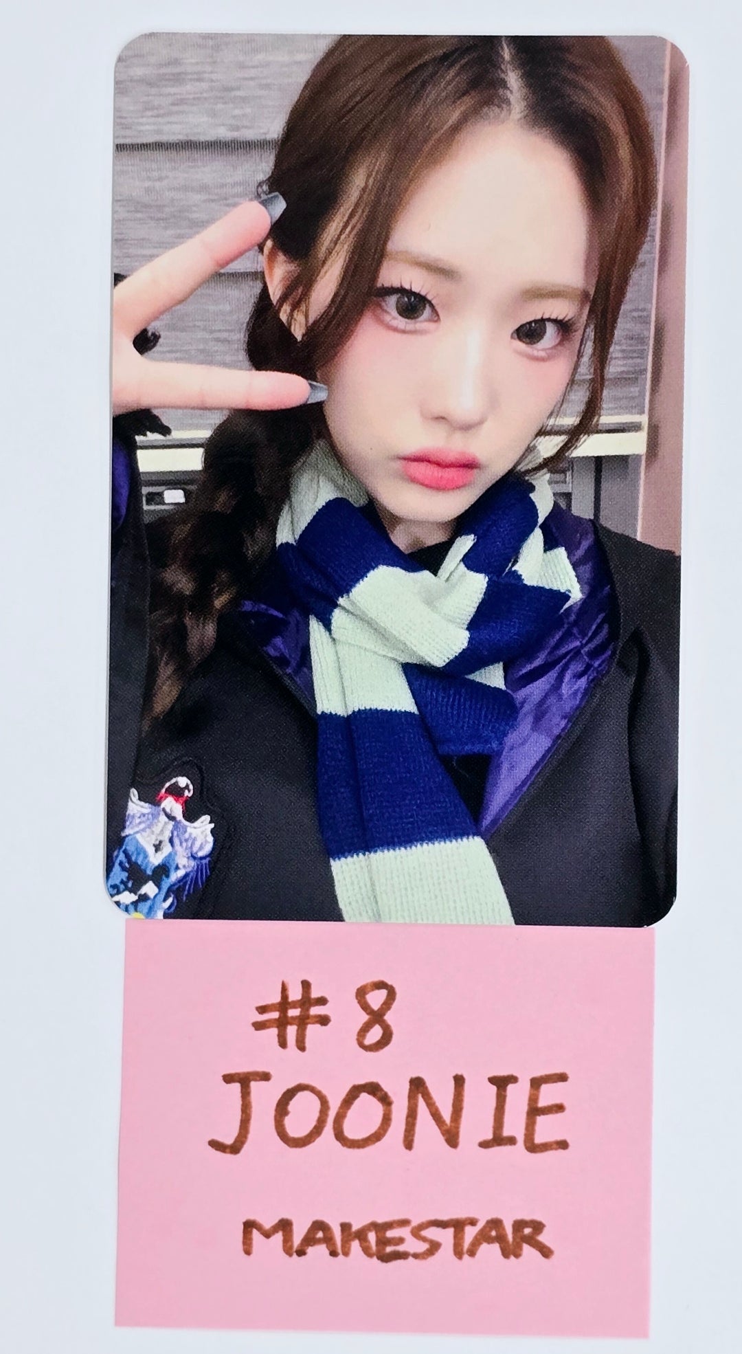 ICHILLIN "CHILLIN' OFFICE" 2025 SEASON'S GREETINGS - Makestar Fansign Event Photocard Round 3 [25.2.11]