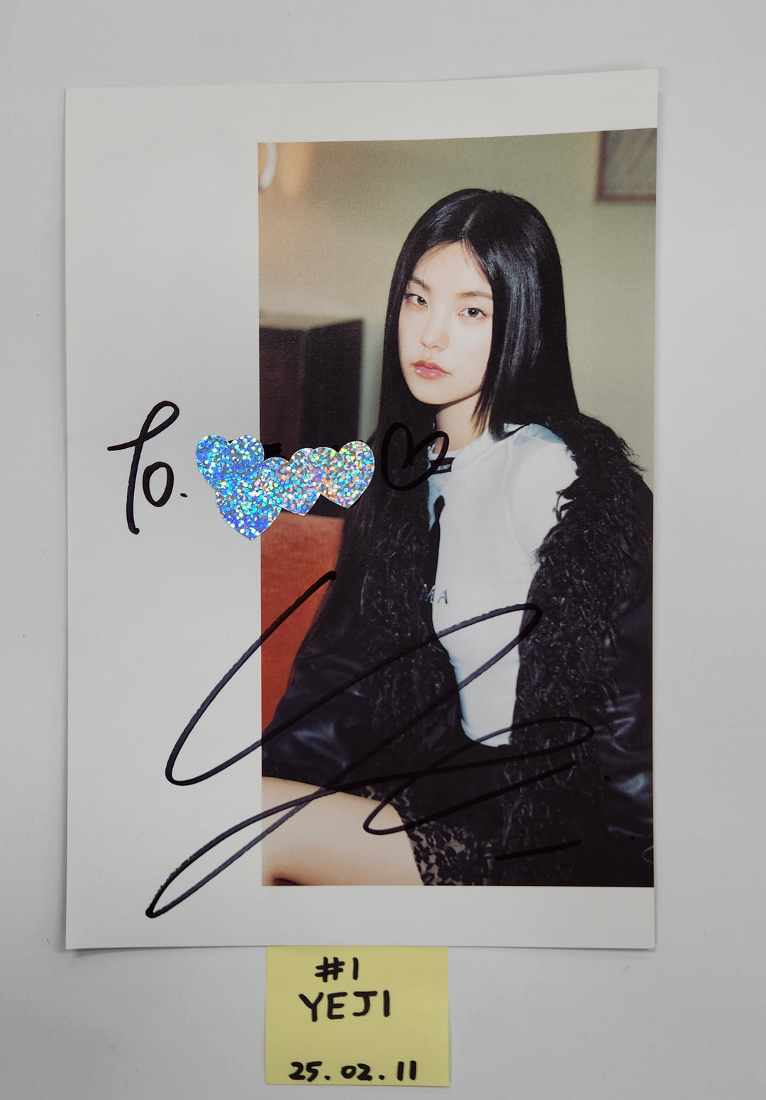 ITZY "GOLD" - A Cut Page From Fansign Event Album [25.2.11]