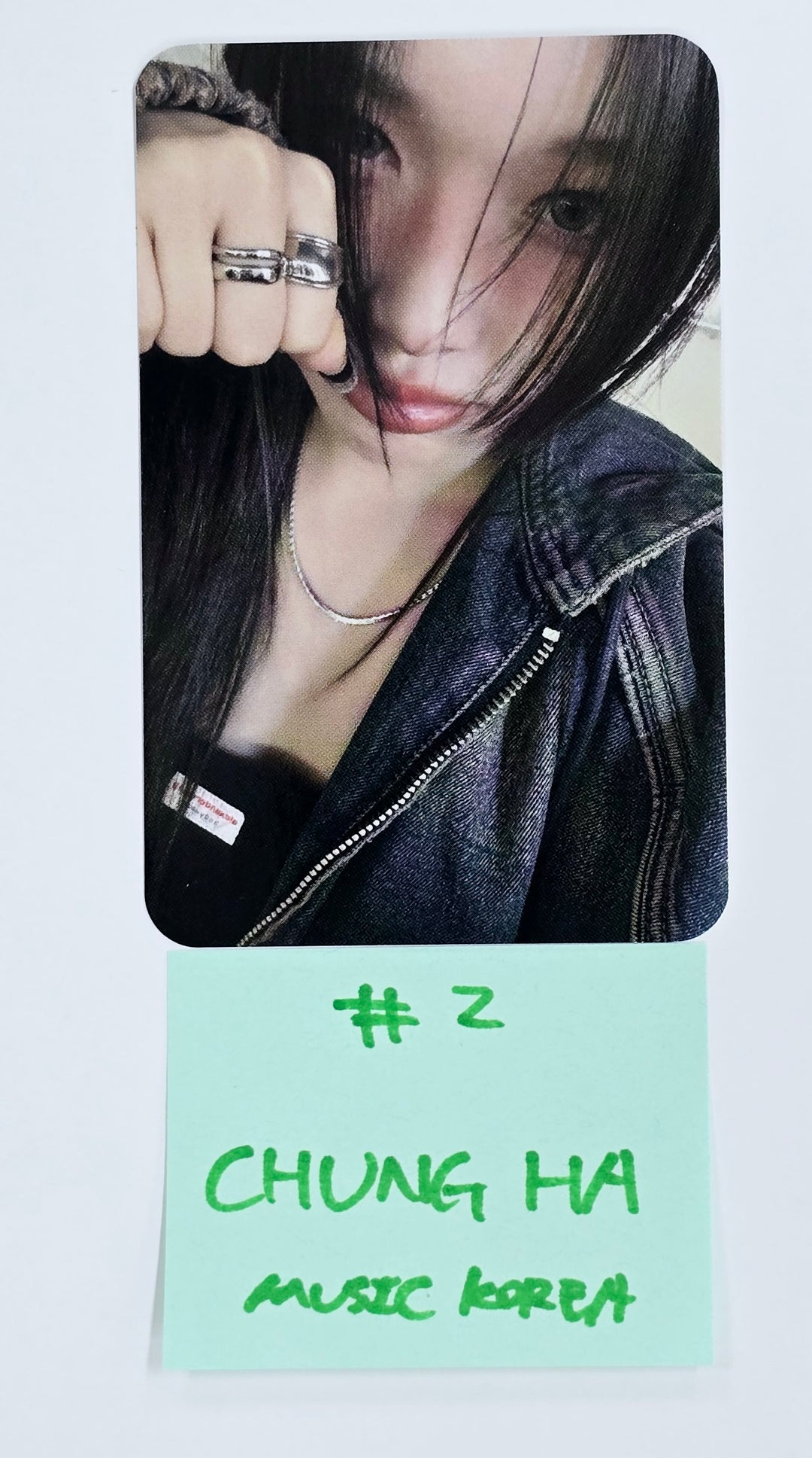 Chung Ha "Alivio" - Music Korea Pre-Order Benefit Photocard [25.2.17]