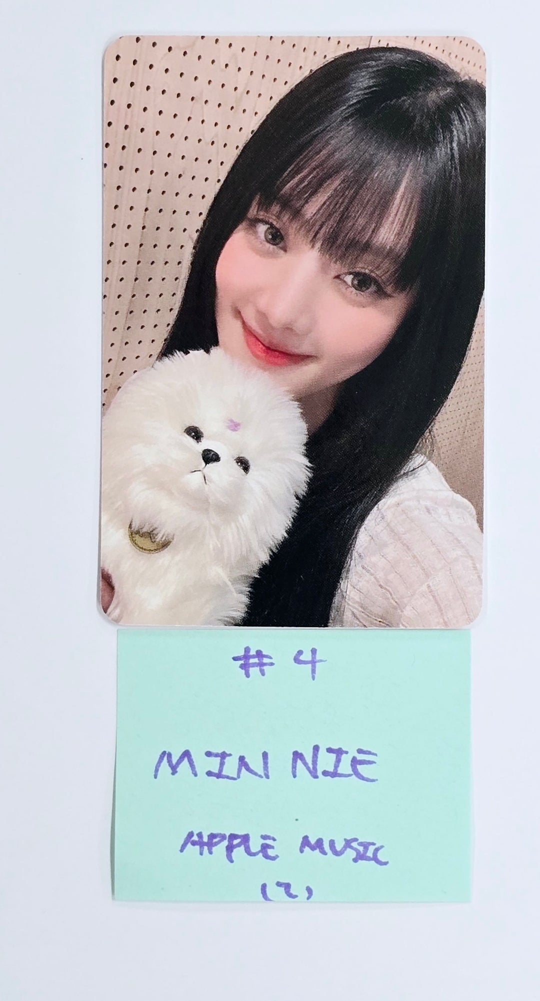 Minnie (of (G)I-DLE) "Her" - Apple Music Fansign Event Photocard [25.2.17]