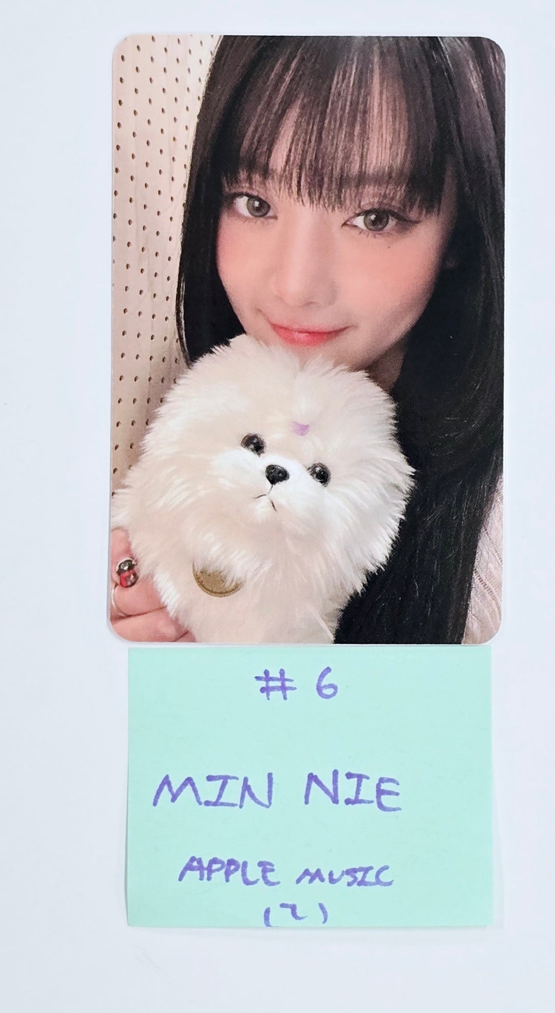 Minnie (of (G)I-DLE) "Her" - Apple Music Fansign Event Photocard [25.2.17]