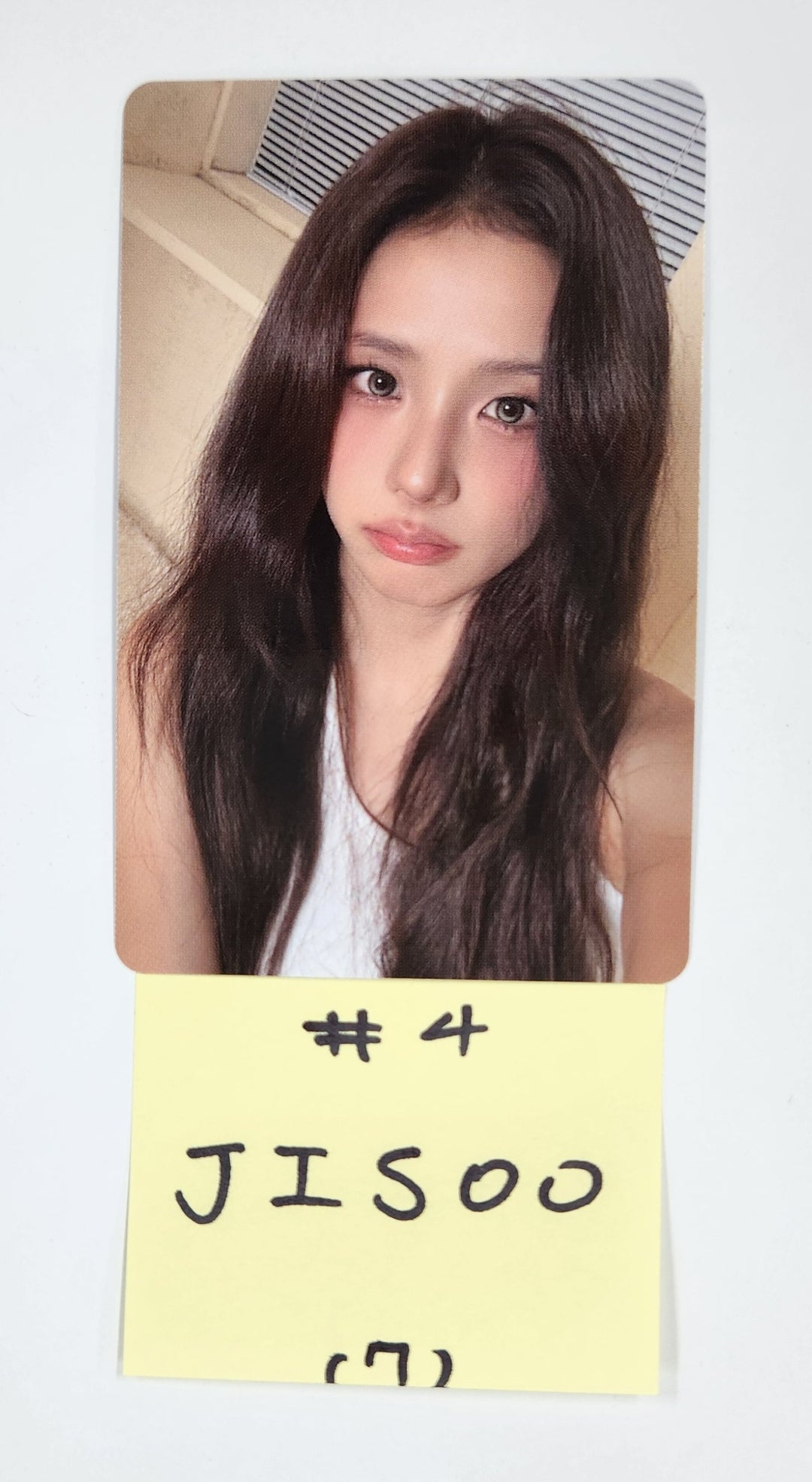 JISOO (Of Black Pink) "AMORTAGE" - Official Photocard, Polaroid [25.2.17]