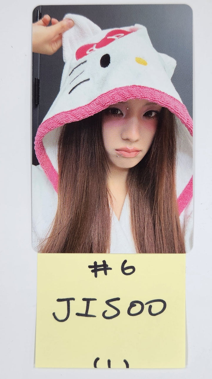 JISOO (Of Black Pink) "AMORTAGE" - Official Photocard, Polaroid [25.2.17]
