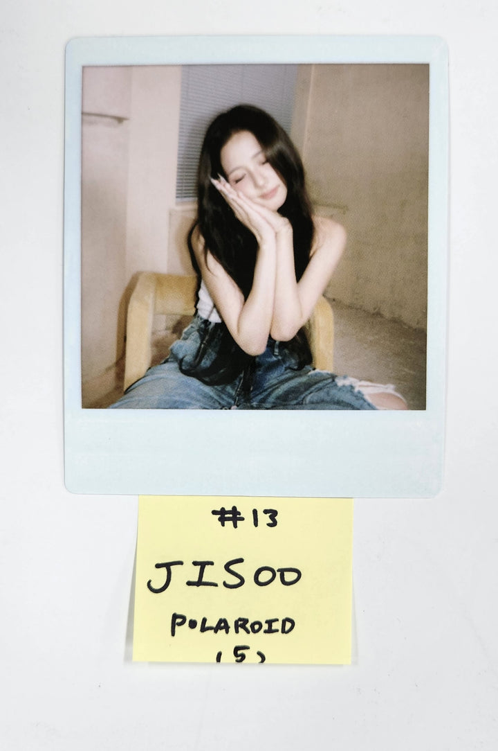 JISOO (Of Black Pink) "AMORTAGE" - Official Photocard, Polaroid [25.2.17]