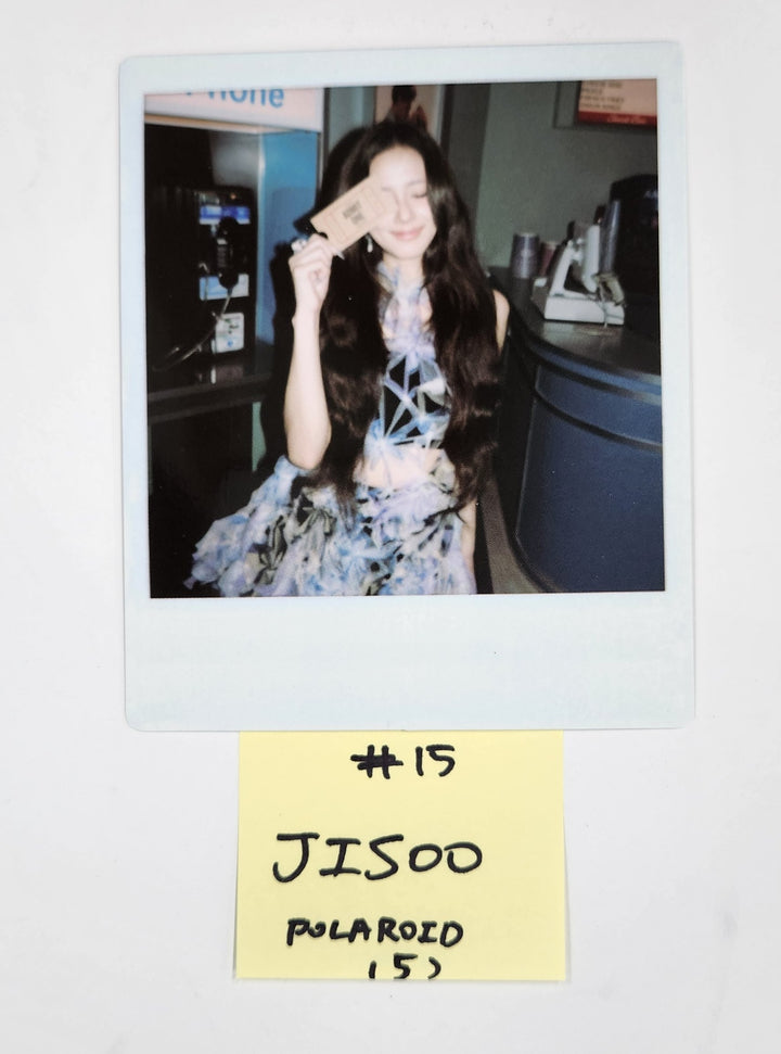 JISOO (Of Black Pink) "AMORTAGE" - Official Photocard, Polaroid [25.2.17]