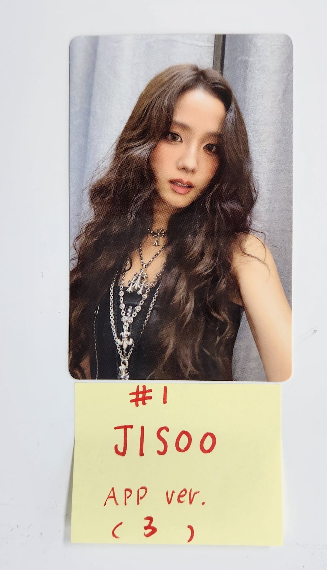 JISOO (Of Black Pink) "AMORTAGE" - Official Photocard [APP Ver.] [25.2.19]
