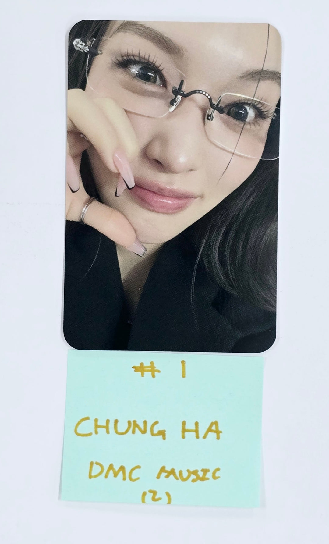 Chung Ha "Alivio" - DMC Music Fansign Event Photocard [25.2.20]