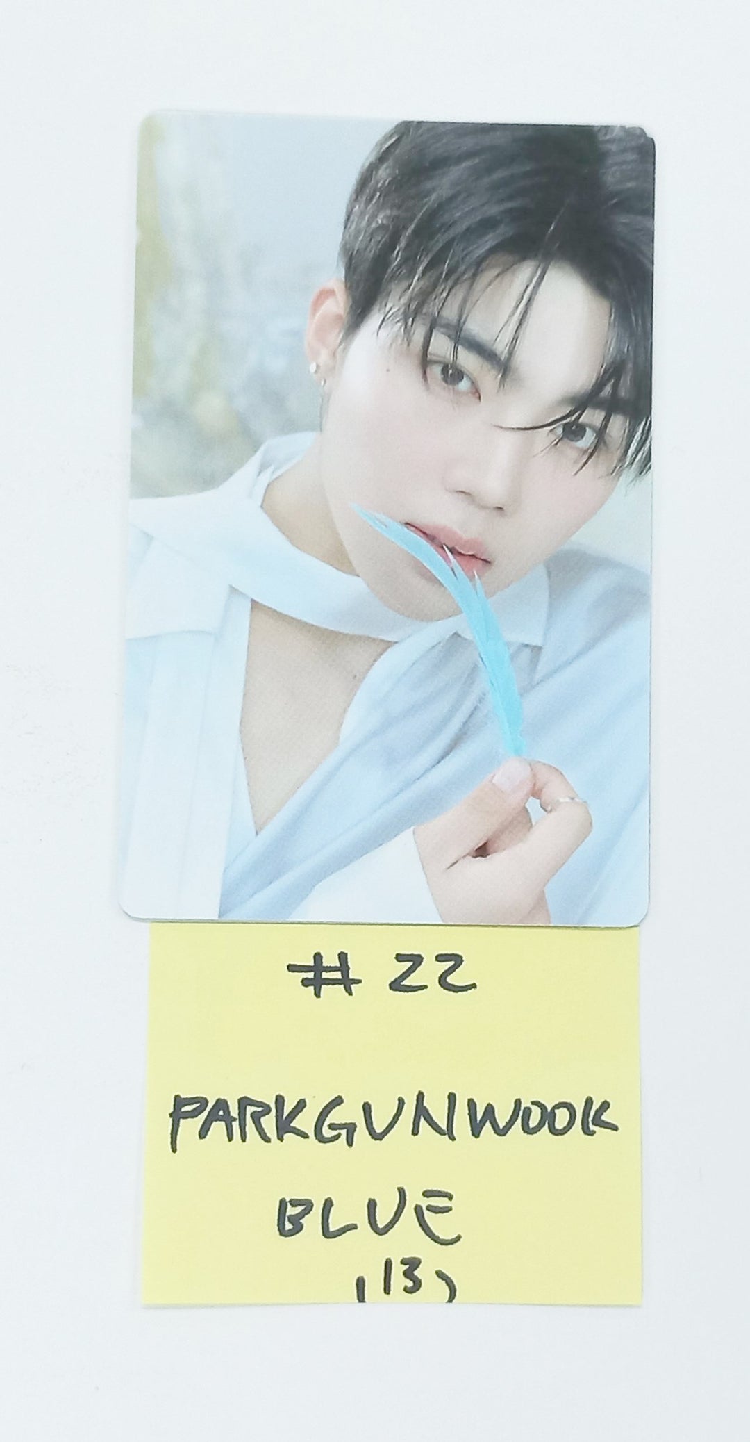 ZEROBASEONE "𝗕𝗟𝗨𝗘 𝗣𝗔𝗥𝗔𝗗𝗜𝗦𝗘" The 5th Mini Album - THE HYUNDAI SEOUL POP-UP Official Trading Photocards [BLUE Ver.] [25.2.21]