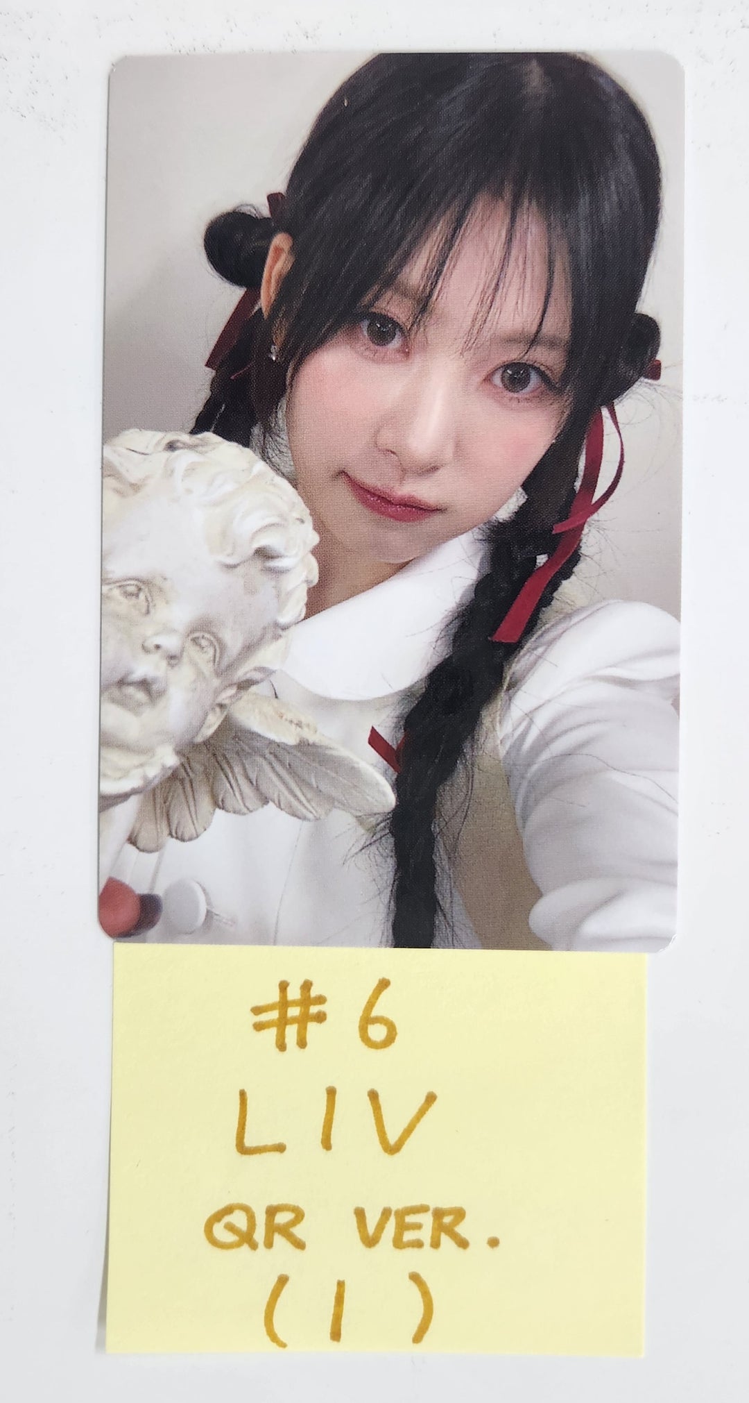 RESCENE "Glow Up" - Official Photocard [QR Ver.] [25.2.21]