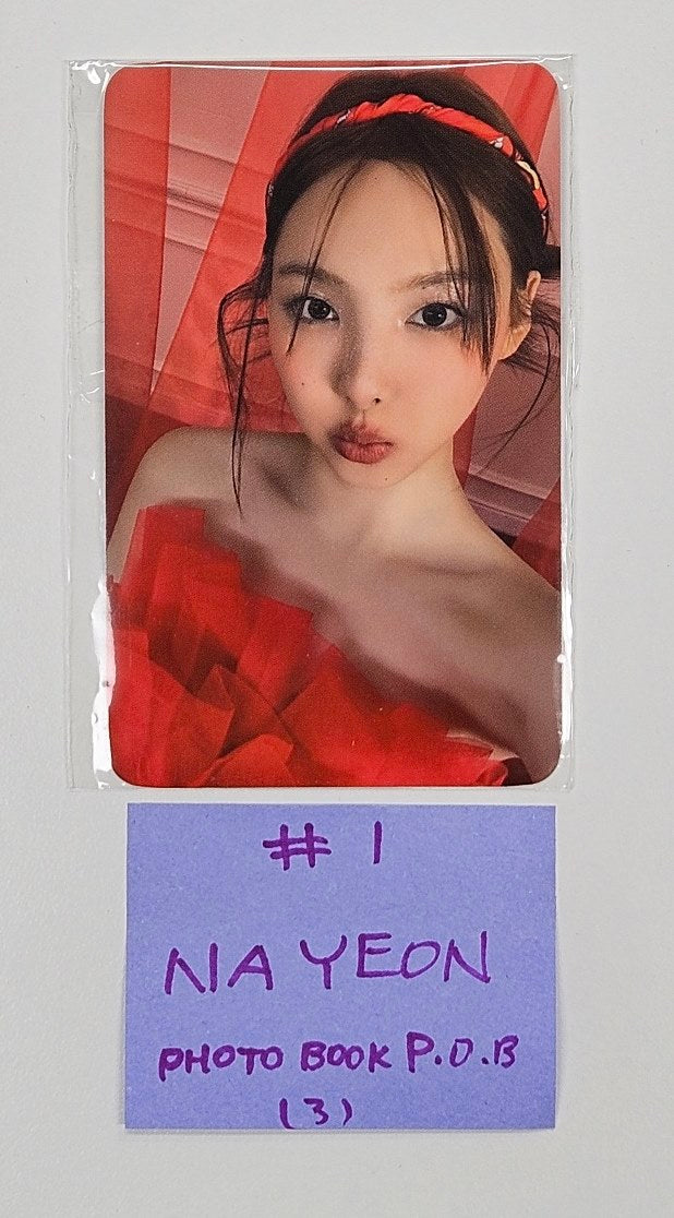 Nayeon (Of Twice) "Yes, I am Nayeon" - Photobook Pre-Order Benefit Photocard (Restocked) [25.2.21]