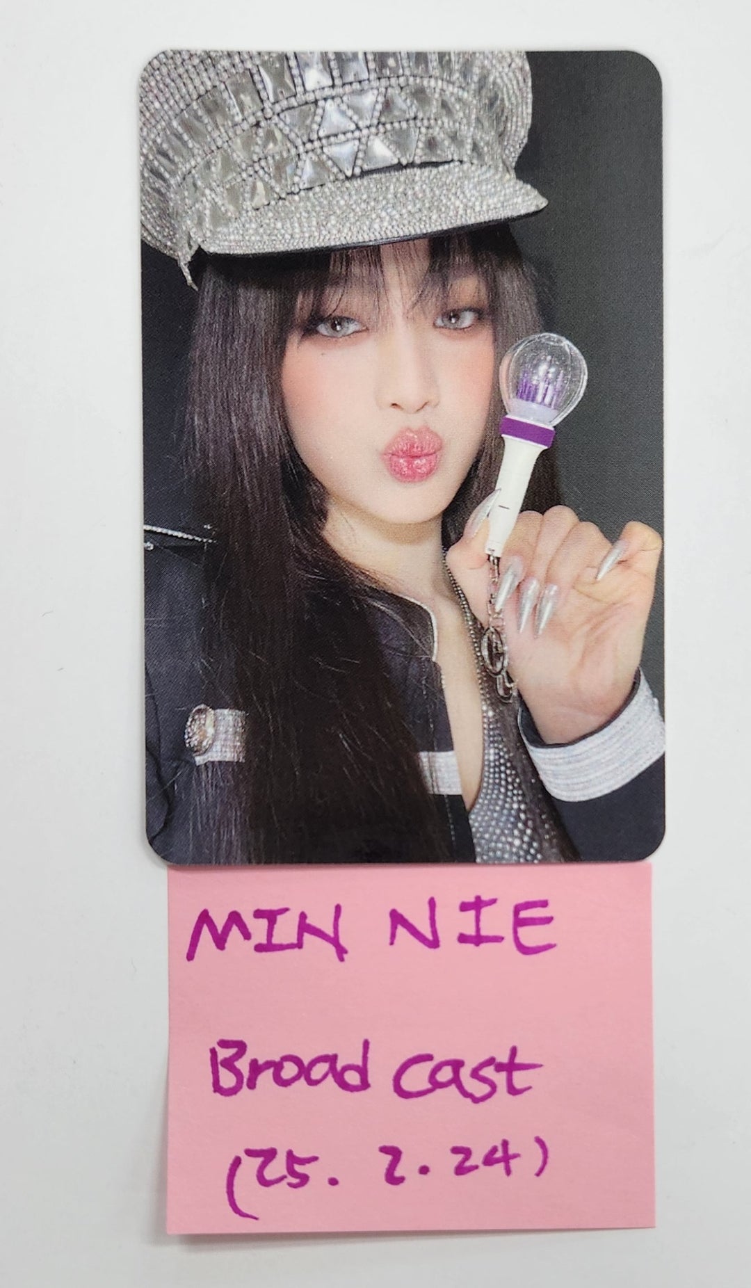 Minnie (of (G)I-DLE) "2" - Broadcast Photocard [25.2.24]