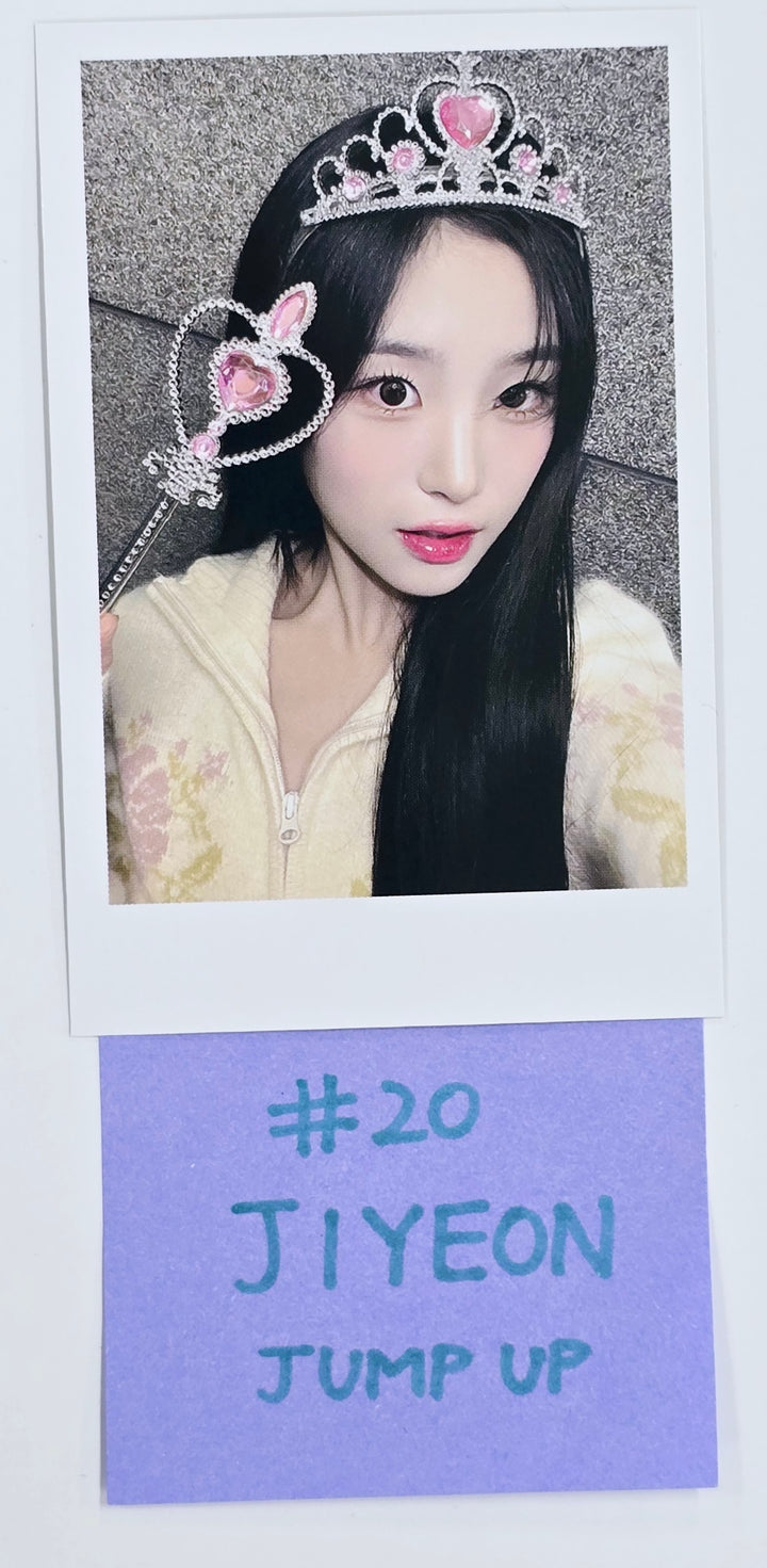 TripleS Visionary Vision "Performante" - Jump Up Fansign Event Photocard Round 4 [25.2.26]