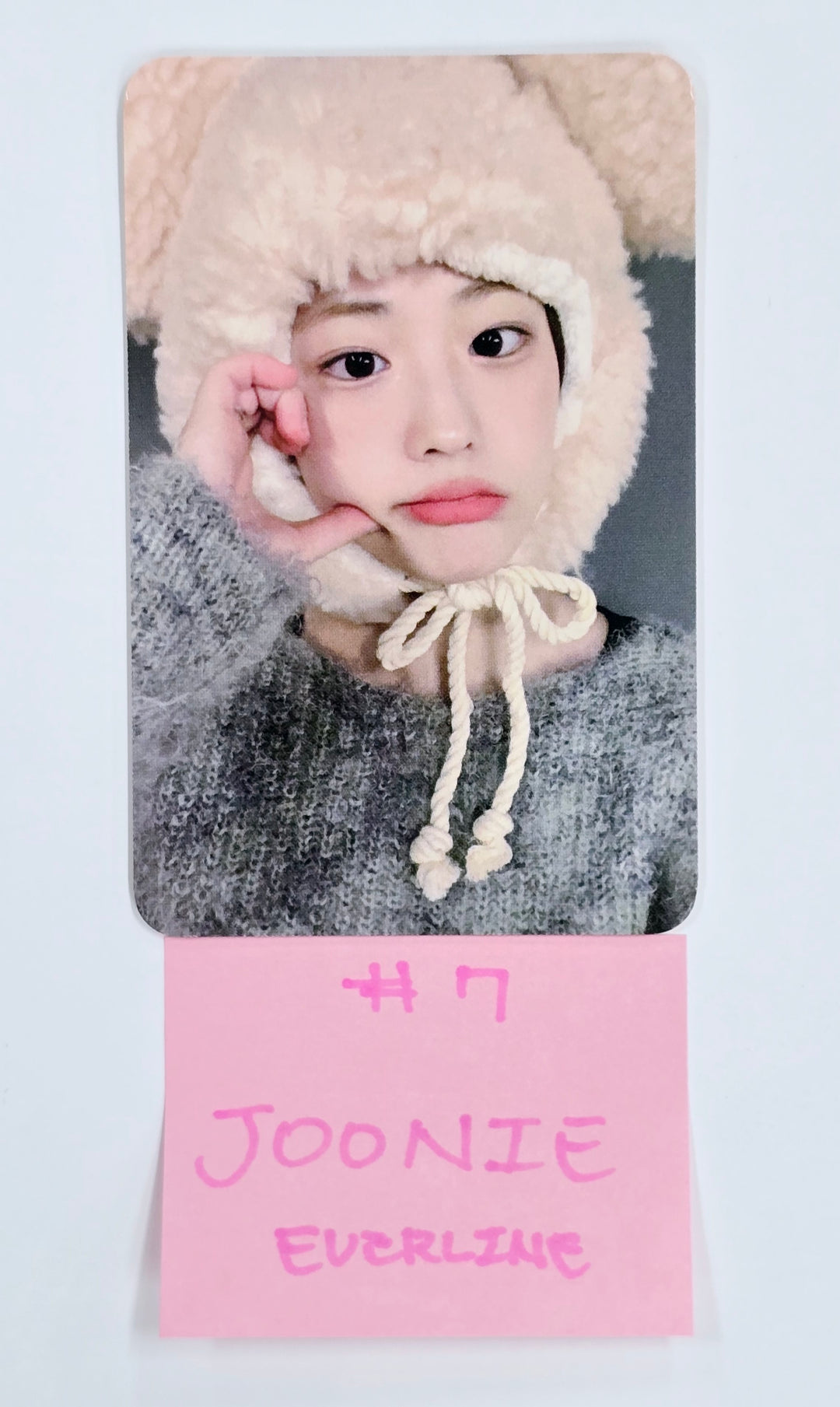 ICHILLIN "Get Ready With Me" 2025 Season's Greetings - Everline Fansign Event Photocard [25.3.5]