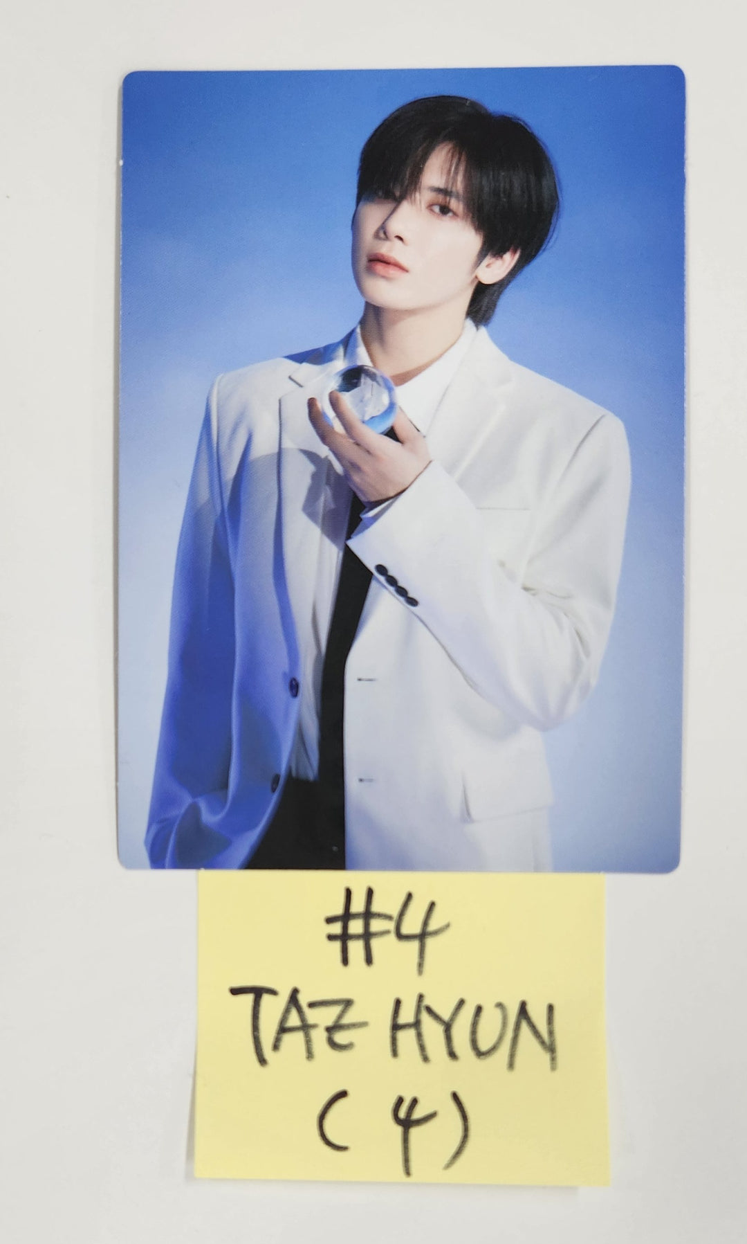 TXT "ACT : PROMISE" World Tour - Official Mini Photocard (2) [25.3.5]