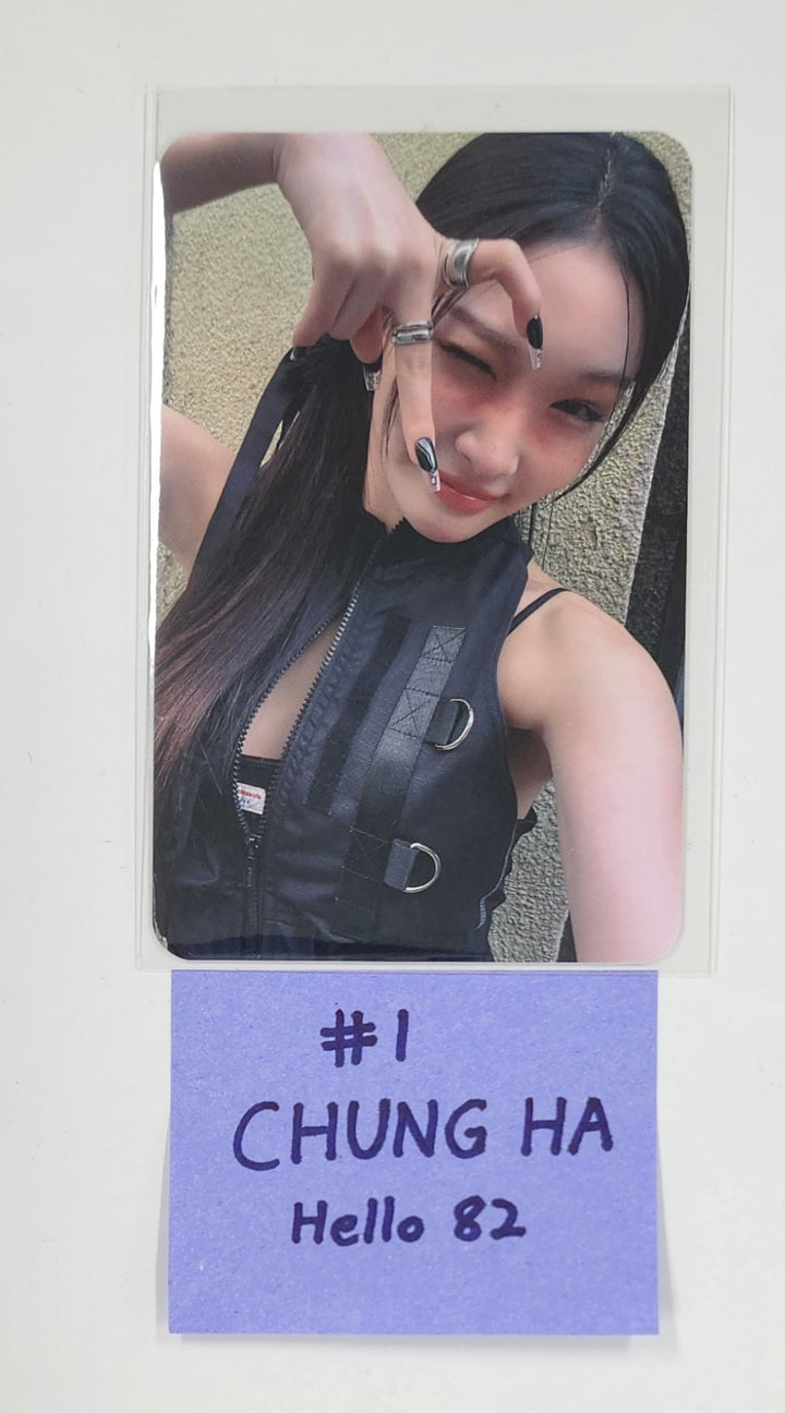 Chung Ha "Alivio" - Hello82 Signing Album Event Photocard [25.3.7]