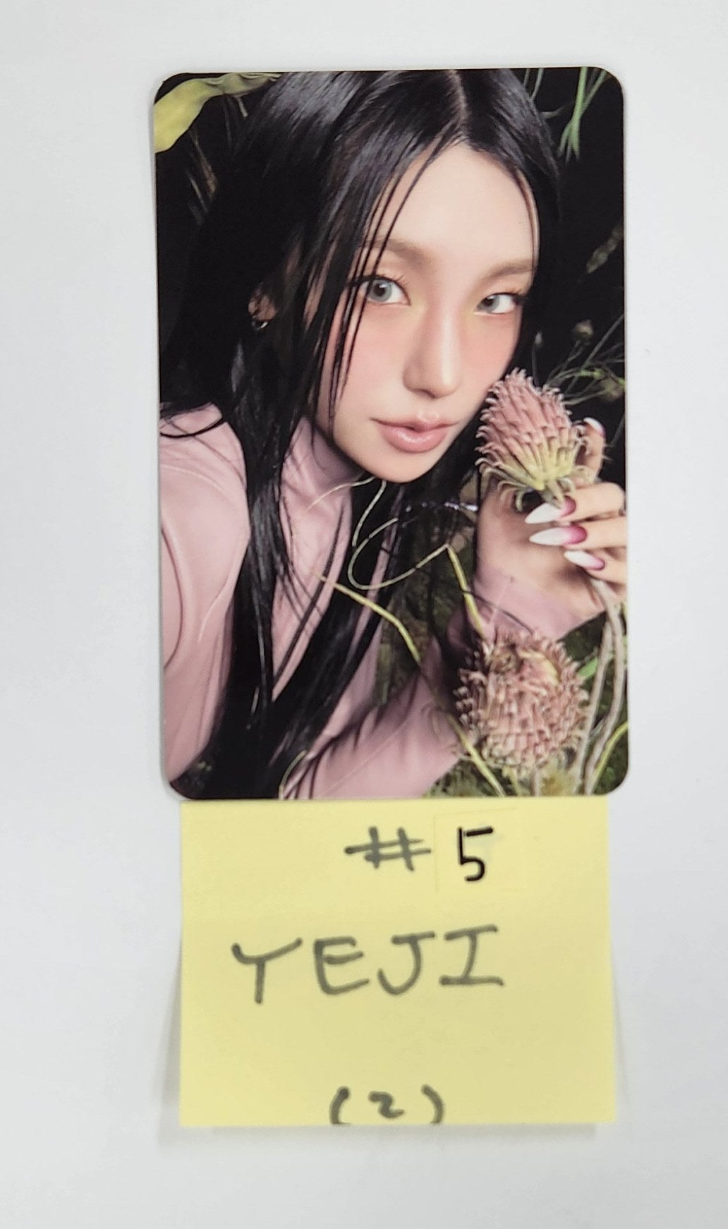 YEJI (Of ITZY) "Air" - Official Photocard (Restocked) [25.3.11]