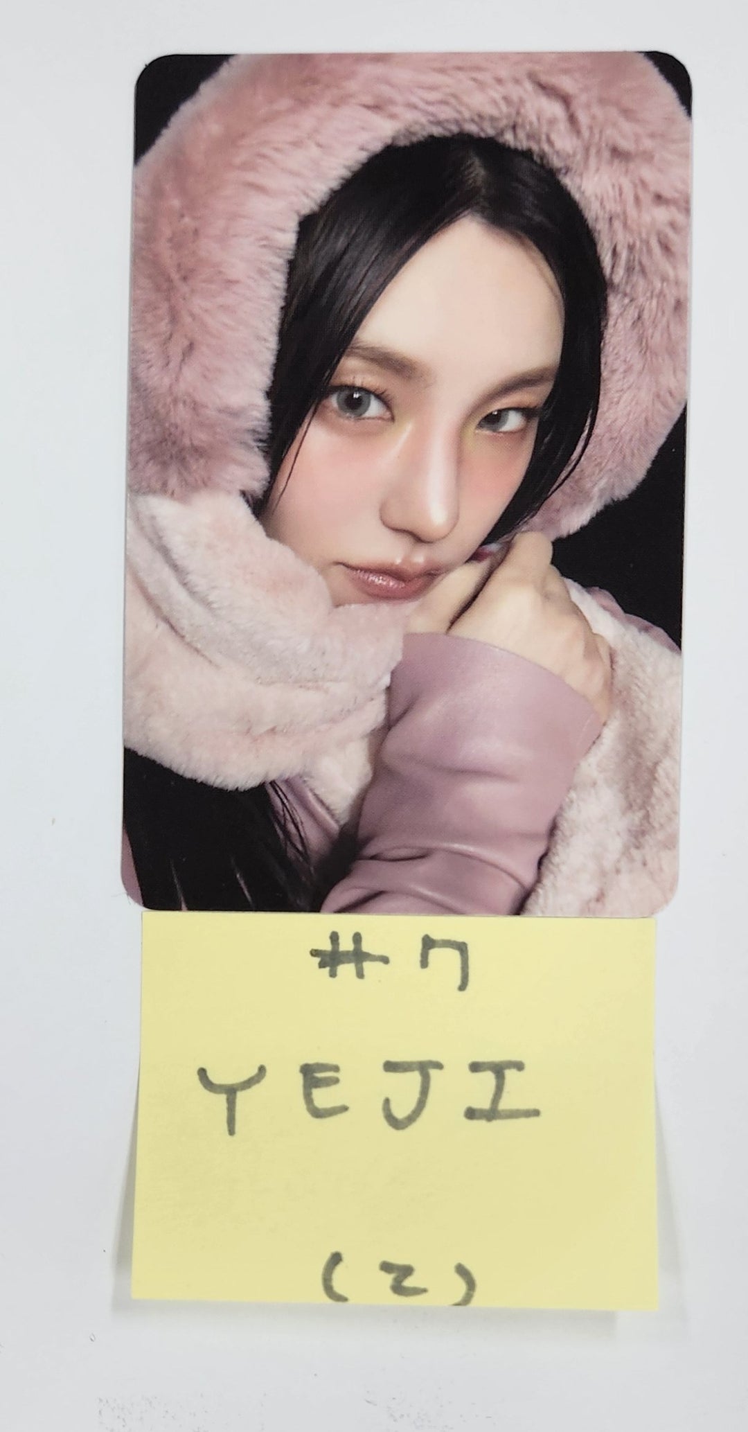 YEJI (Of ITZY) "Air" - Official Photocard (Restocked) [25.3.11]