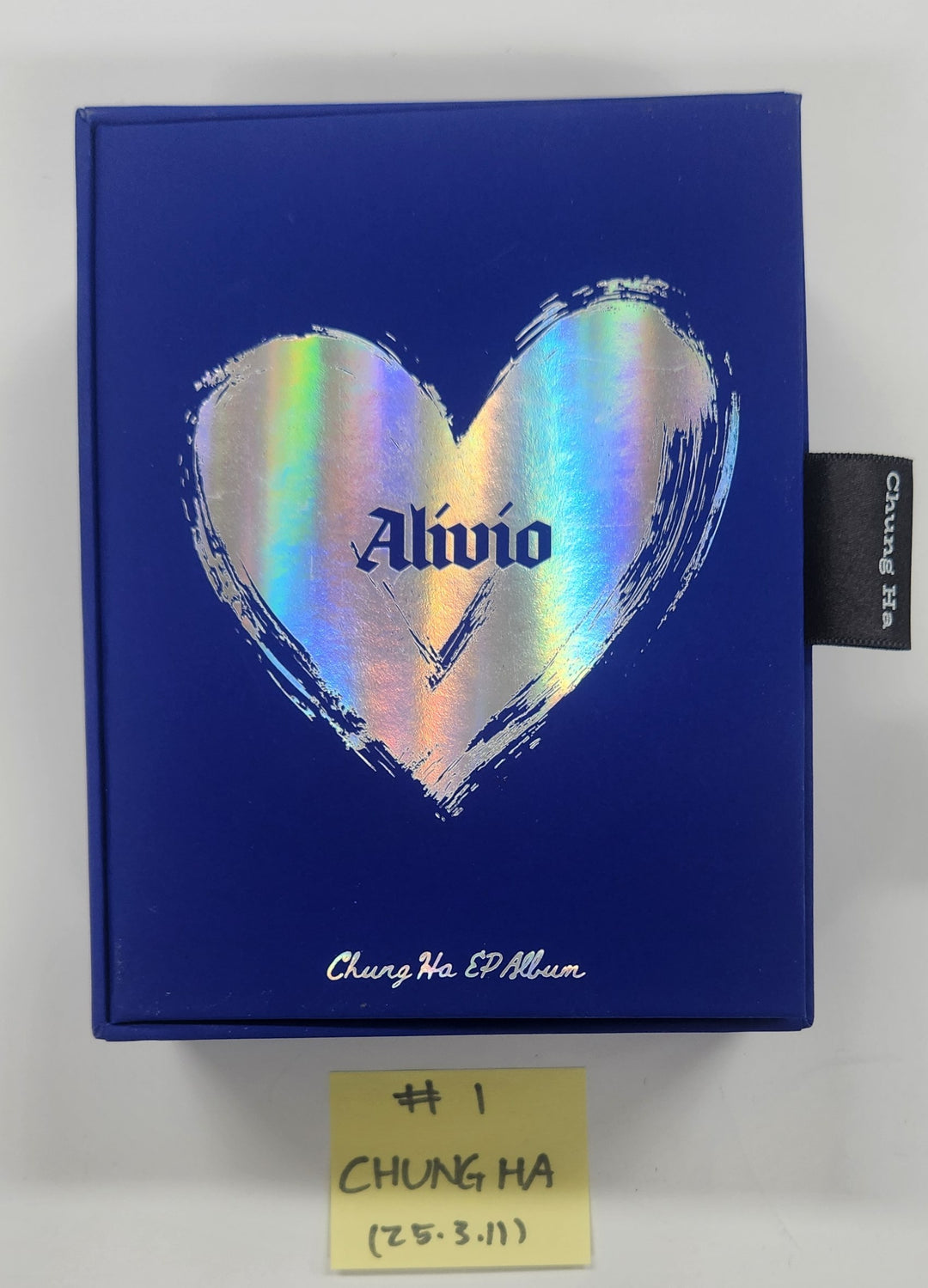 Chung Ha "Alivio" - Hand Autograhped(Signed) Album [25.3.11]