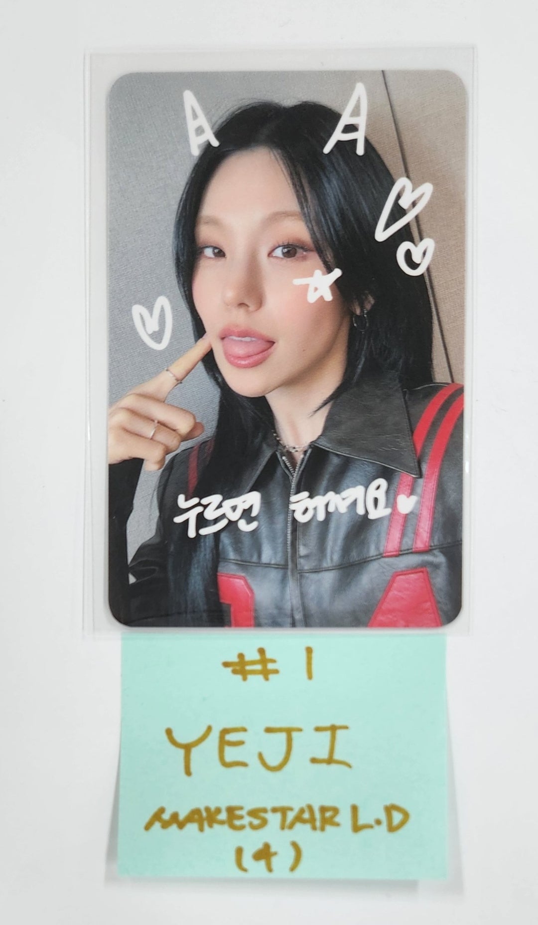 YEJI (Of ITZY) "Air" - Makestar Lucky Draw Event Photocard [25.3.11]