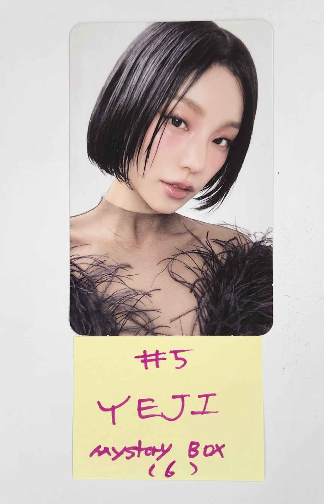 YEJI (Of ITZY) "Air" - Official Photocard [Mystery Box Ver.] [25.3.12]