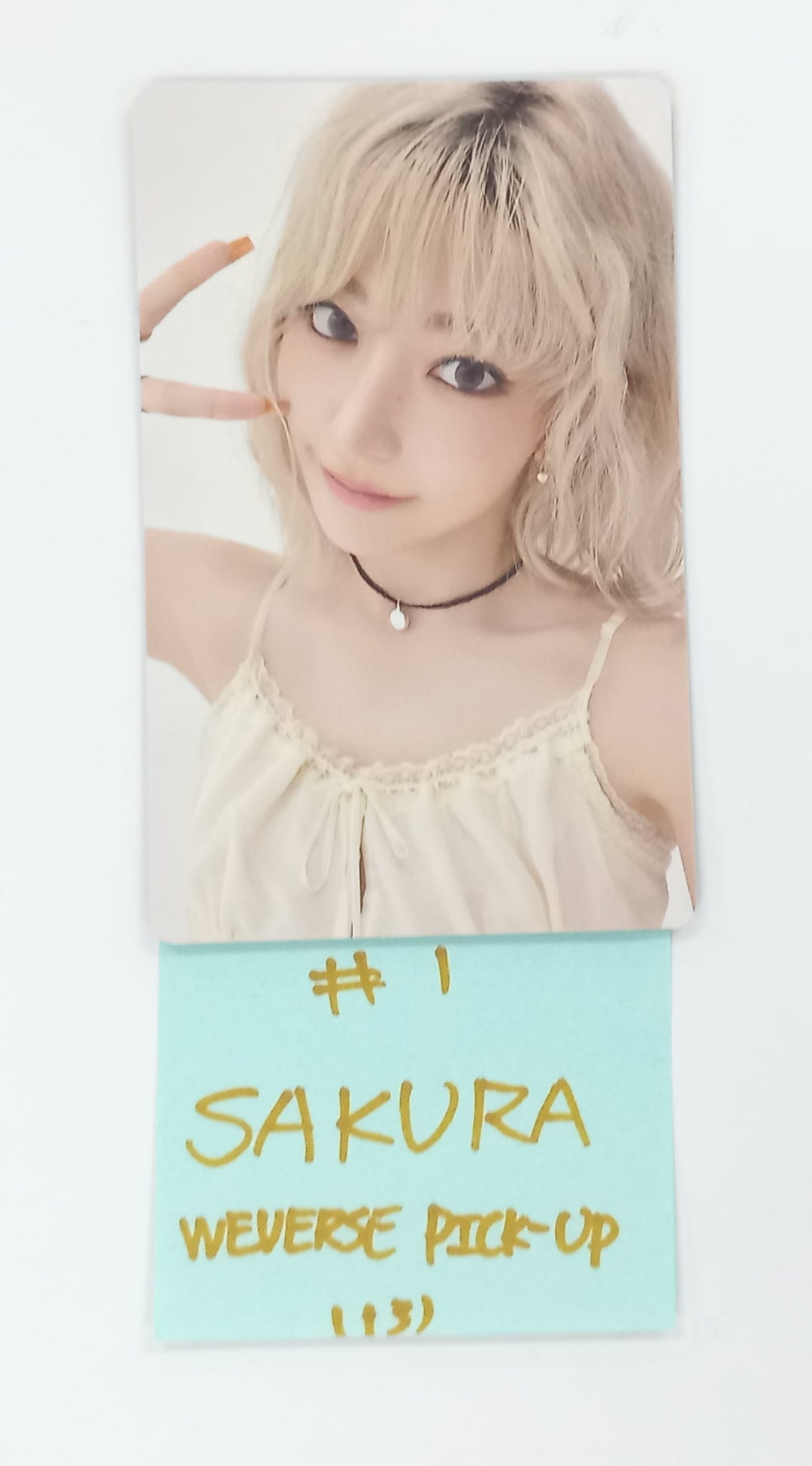 LE SSERAFIM THE HOT HOUSE 2025 S/S - POP-UP Weverse Shop PICK-UP Event Photocard [25.3.14]