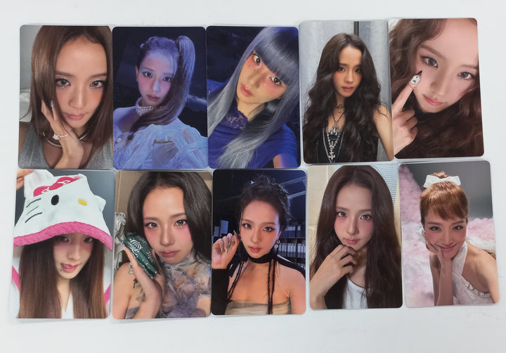 JISOO "AMORTAGE" - Official Photocard [25.4.11]