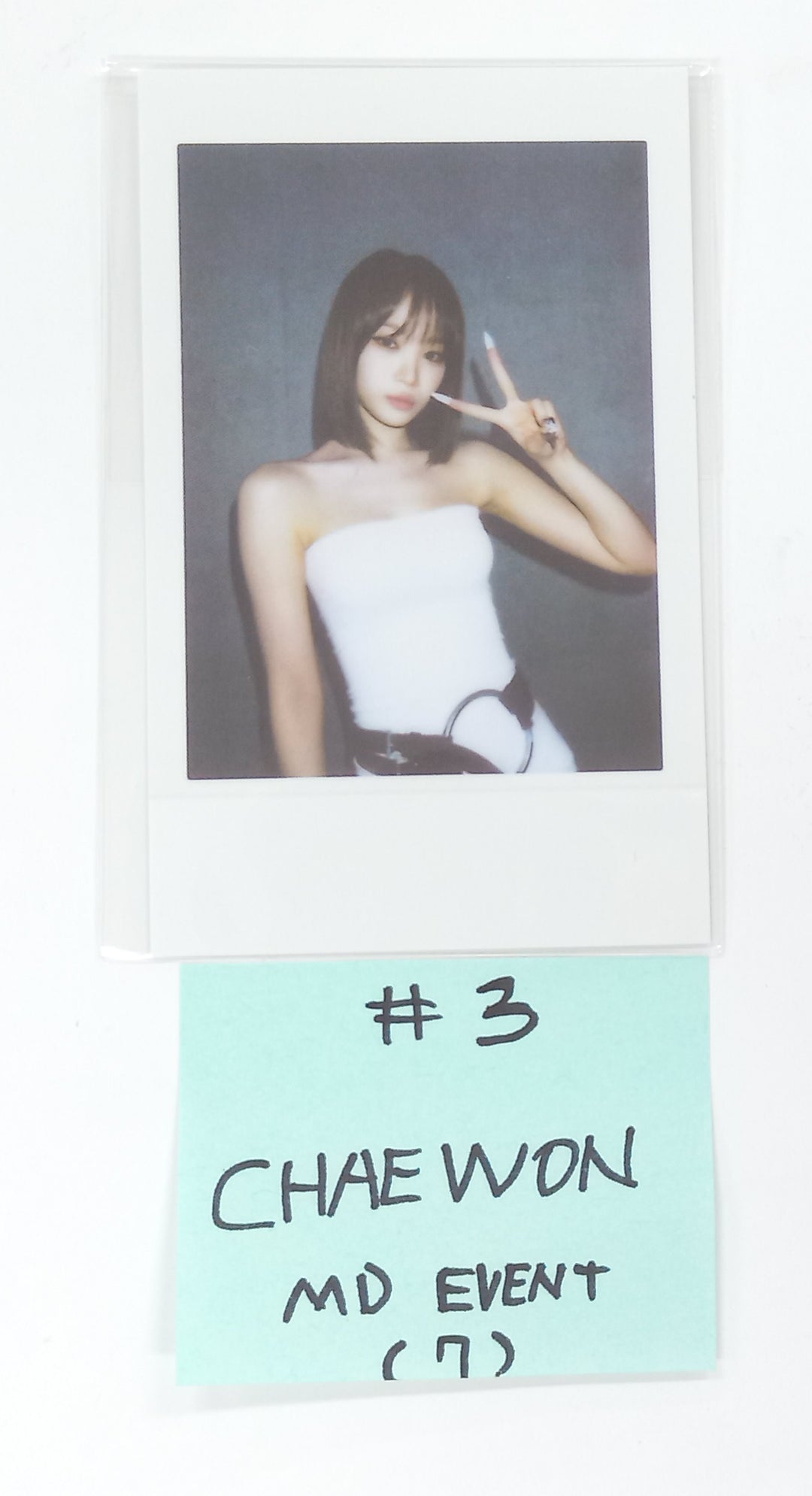 LE SSERAFIM THE HOT HOUSE 2025 S/S - POP-UP MD Event Polaroid Type Photocard [25.3.14]