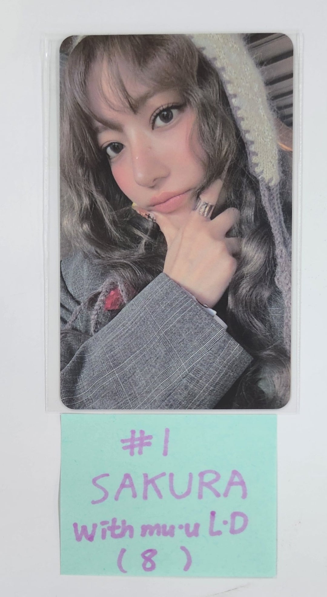 Le Sserafim "Hot" - Withmuu Lucky Draw Event Photocard [25.3.14]