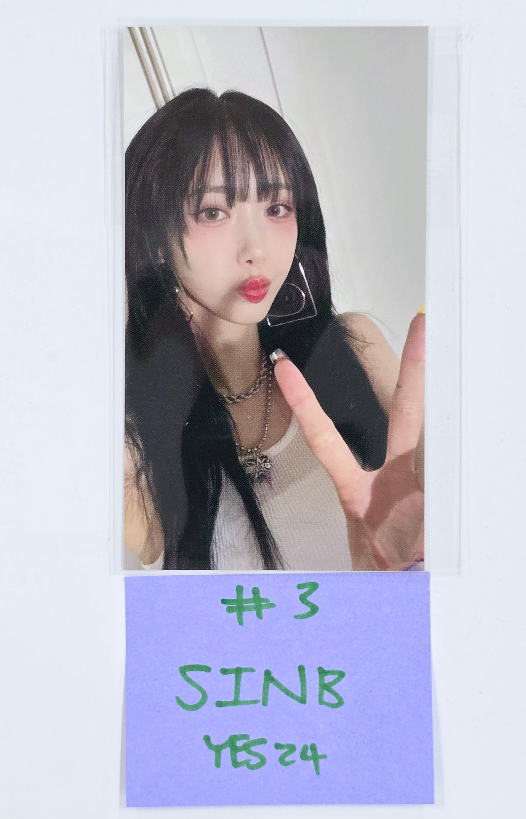 YUJU (Of GFRIEND) 